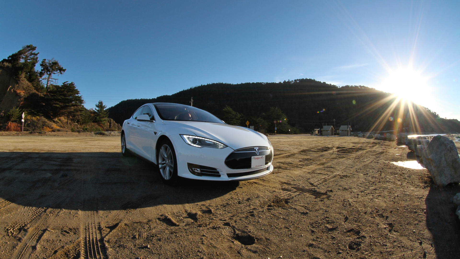 Edelste Verarbeitung, innovativste Technologie: Das Tesla Model S Edelste Verarbeitung, innovativste Technologie: Das Tesla Model S