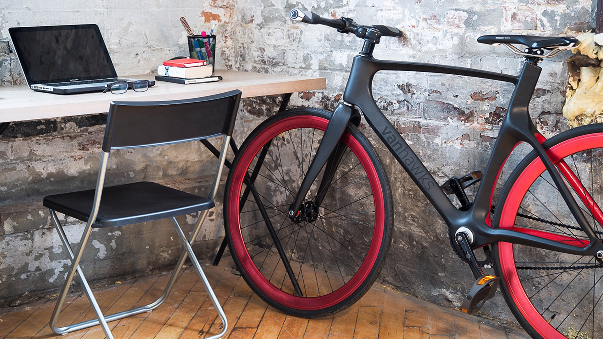 Vanhawks Valour: Ein Fahrrad mit jeder Menge Sensoren und Bluetooth-Verbindung zum Smarpthone Vanhawks Valour: Ein Fahrrad mit jeder Menge Sensoren und Bluetooth-Verbindung zum Smarpthone