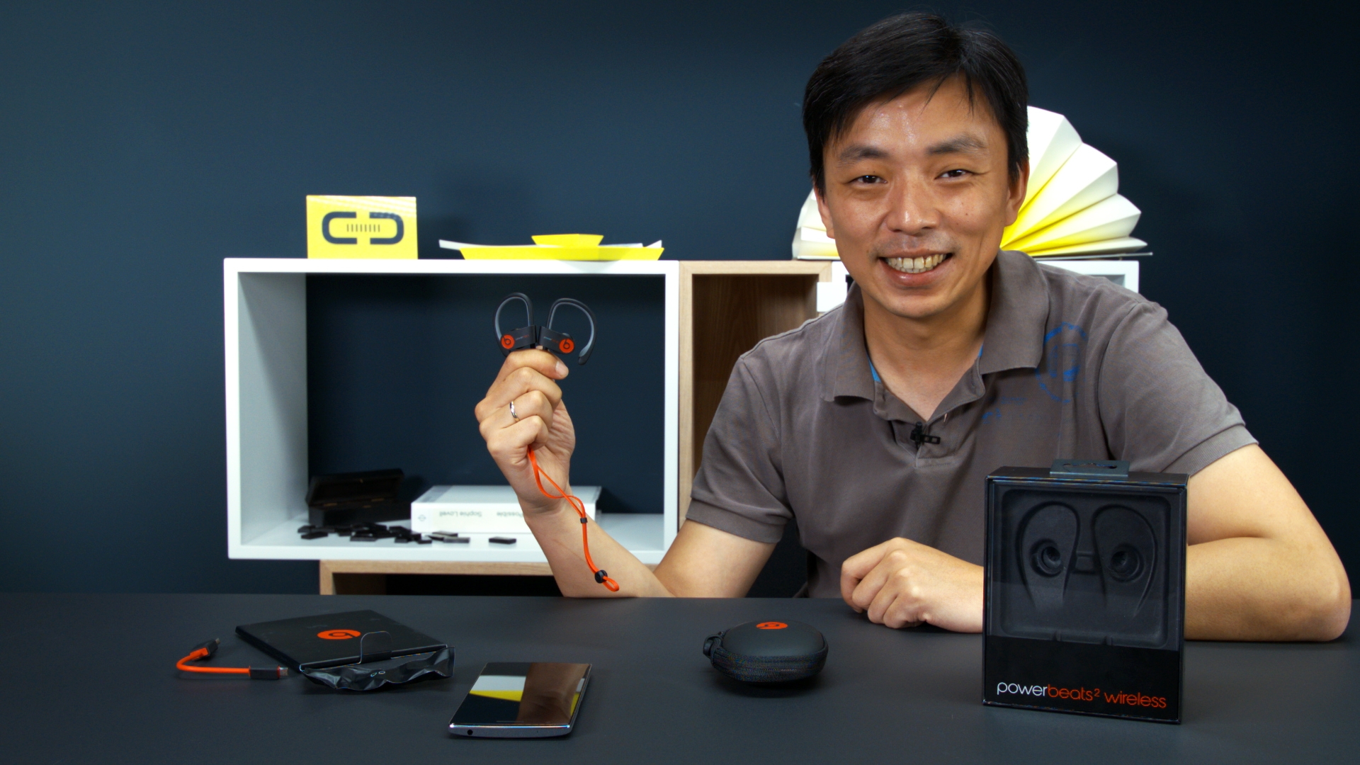 Hands-On Powerbeats2 Wireless Hands-On Powerbeats2 Wireless