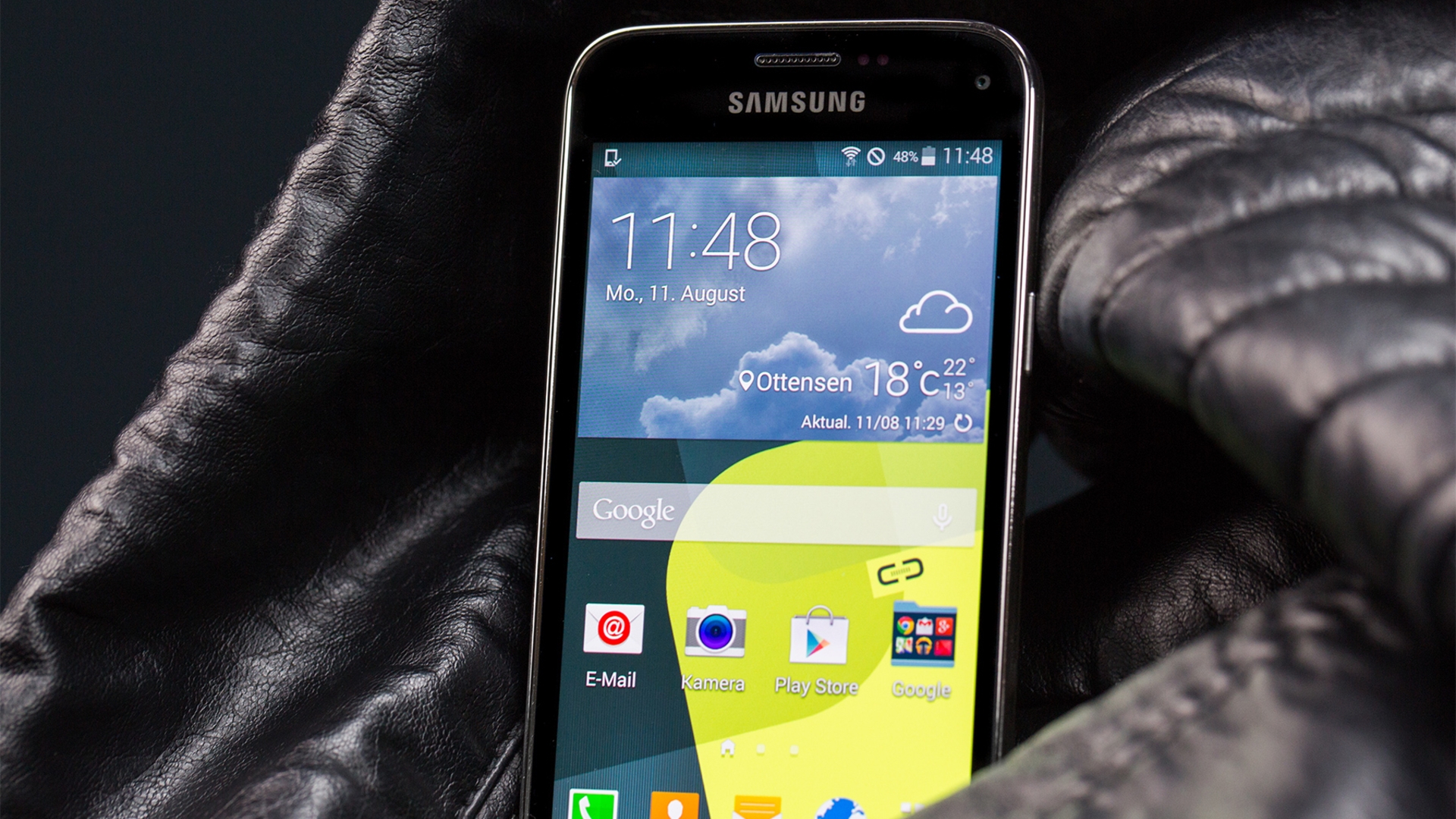 Samsung Galaxy S5 mini Samsung Galaxy S5 mini