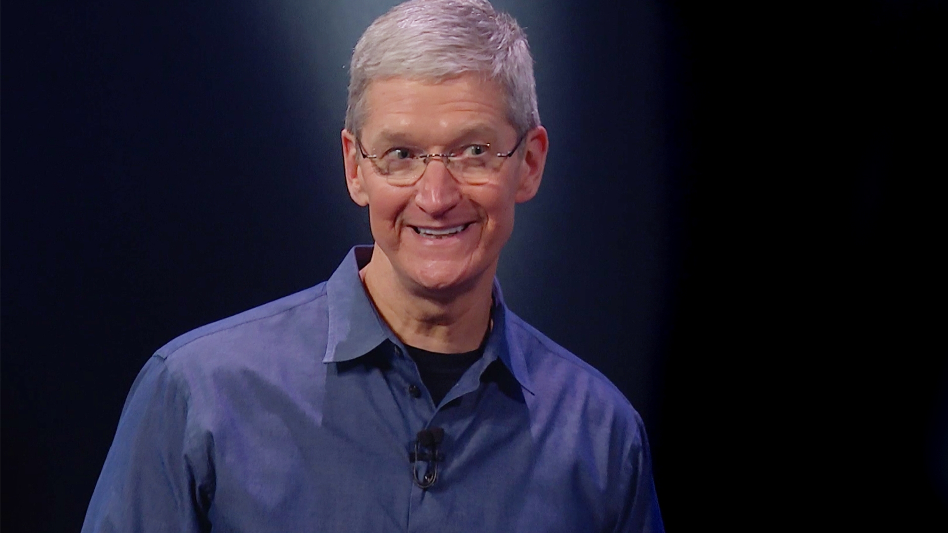 Apple-CEO Tim Cook: "Wenn wir einen neuen Dienst entwerfen, versuchen wir, keine Daten zu sammeln" Apple-CEO Tim Cook: "Wenn wir einen neuen Dienst entwerfen, versuchen wir, keine Daten zu sammeln"