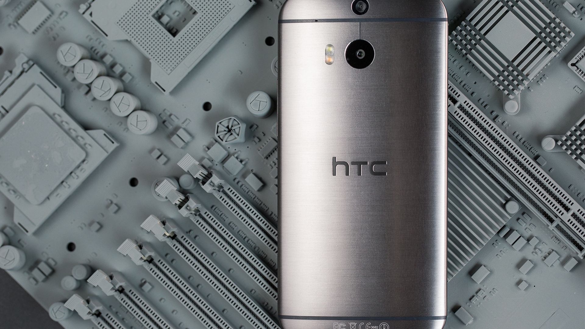 HTC One M8