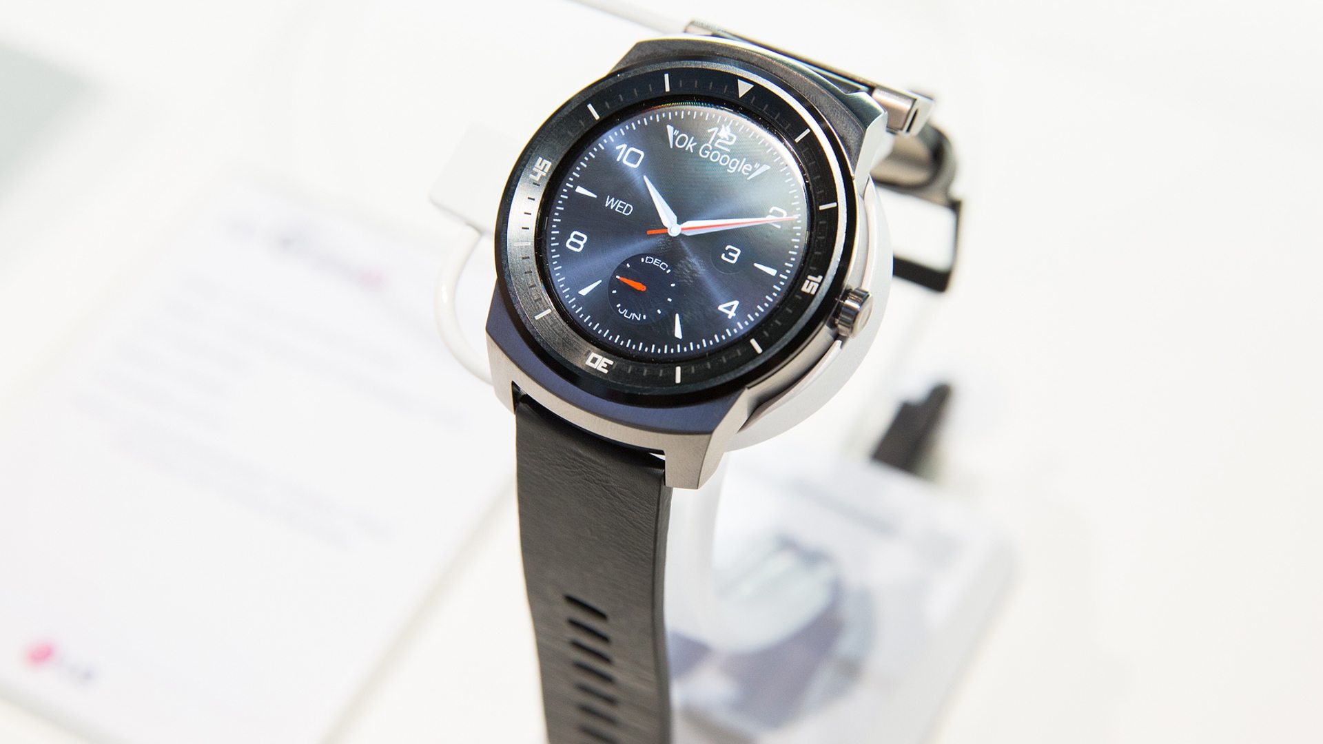 LG G Watch R LG G Watch R