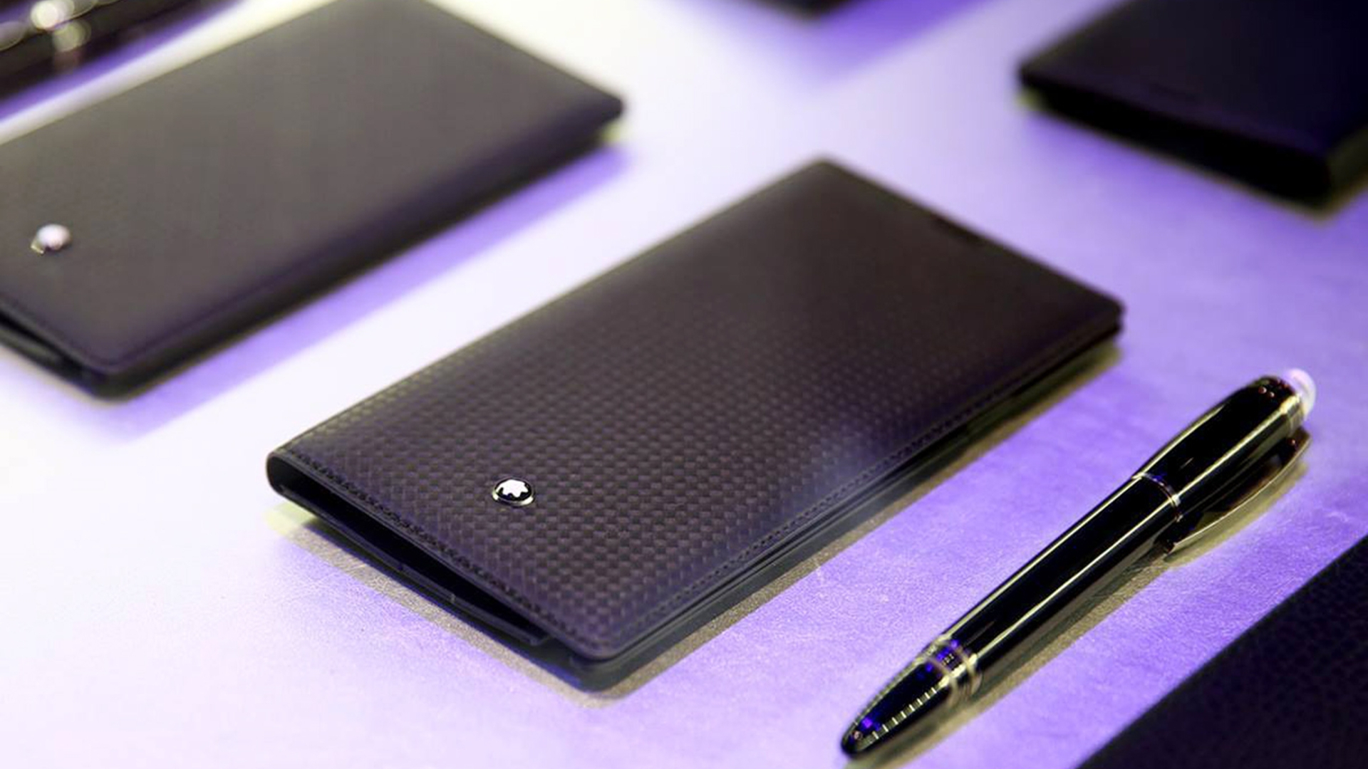 Das Galaxy Note 4 kann nun mit Luxus-Zubehör von Montblanc ausgestattet werden Das Galaxy Note 4 kann nun mit Luxus-Zubehör von Montblanc ausgestattet werden