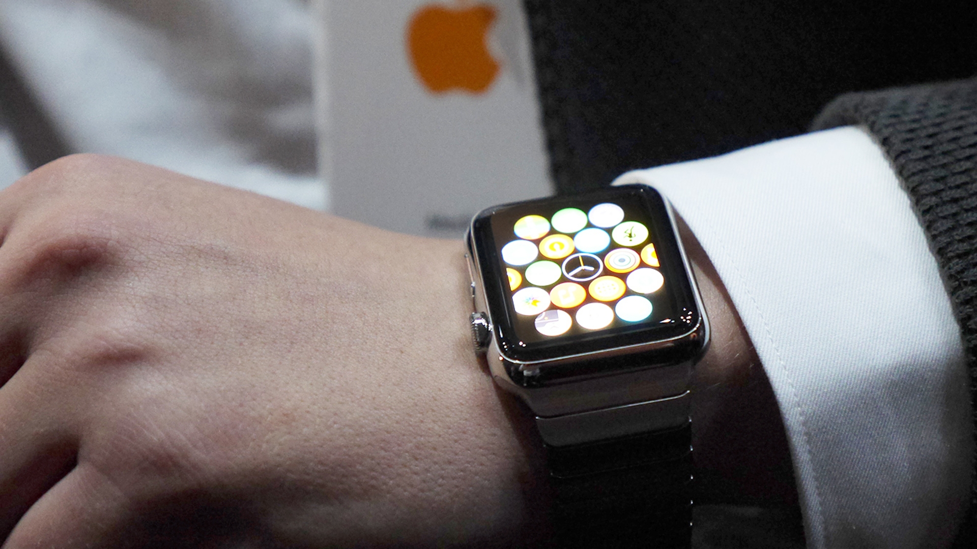 Apple Watch ausprobiert: Die Smartwatch aus Cupertino am Handgelenk Apple Watch ausprobiert: Die Smartwatch aus Cupertino am Handgelenk
