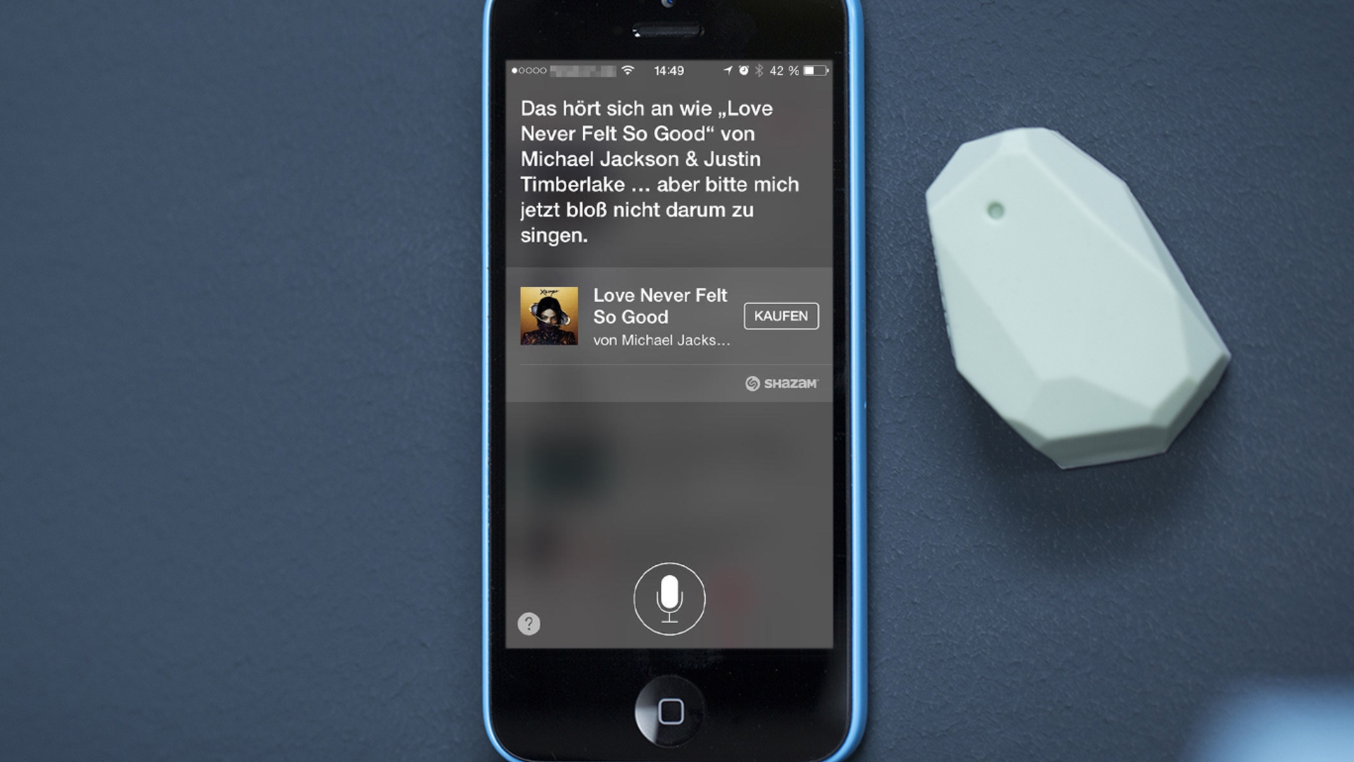 Schon in der iOS 8 Beta konnten wir die Shazam-Integration in Siri ausprobieren. Schon in der iOS 8 Beta konnten wir die Shazam-Integration in Siri ausprobieren.