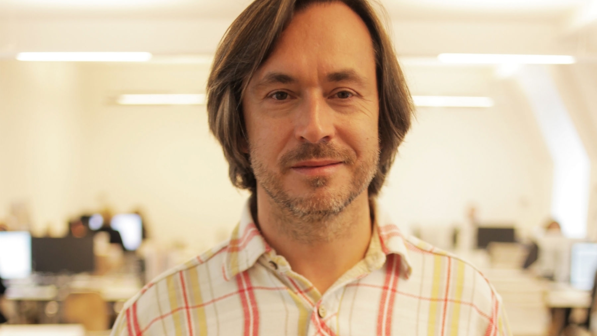 Branchenstar Marc Newson entwirft ab sofort Produkte für Apple.