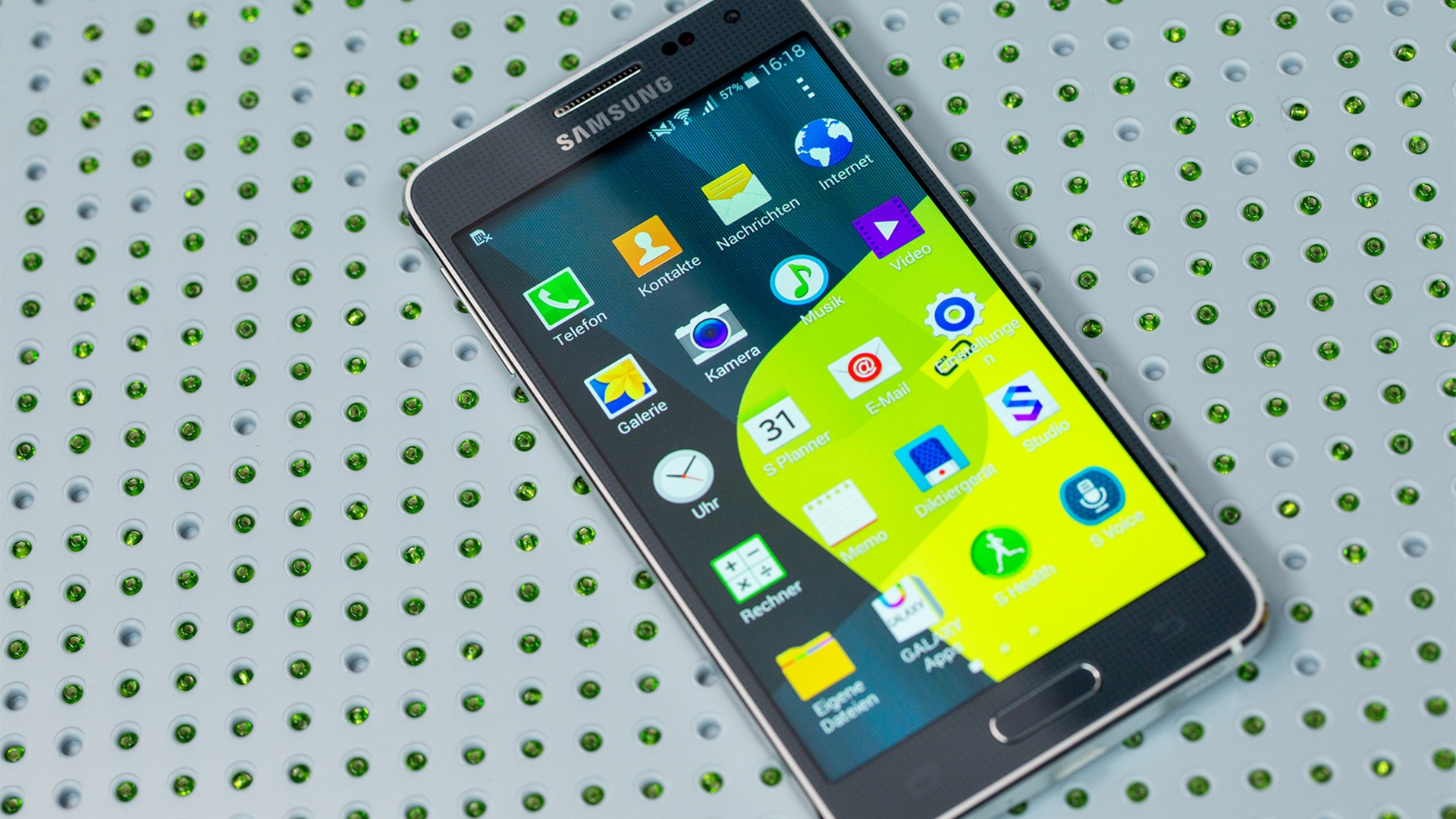 Samsung Galaxy Alpha Samsung Galaxy Alpha