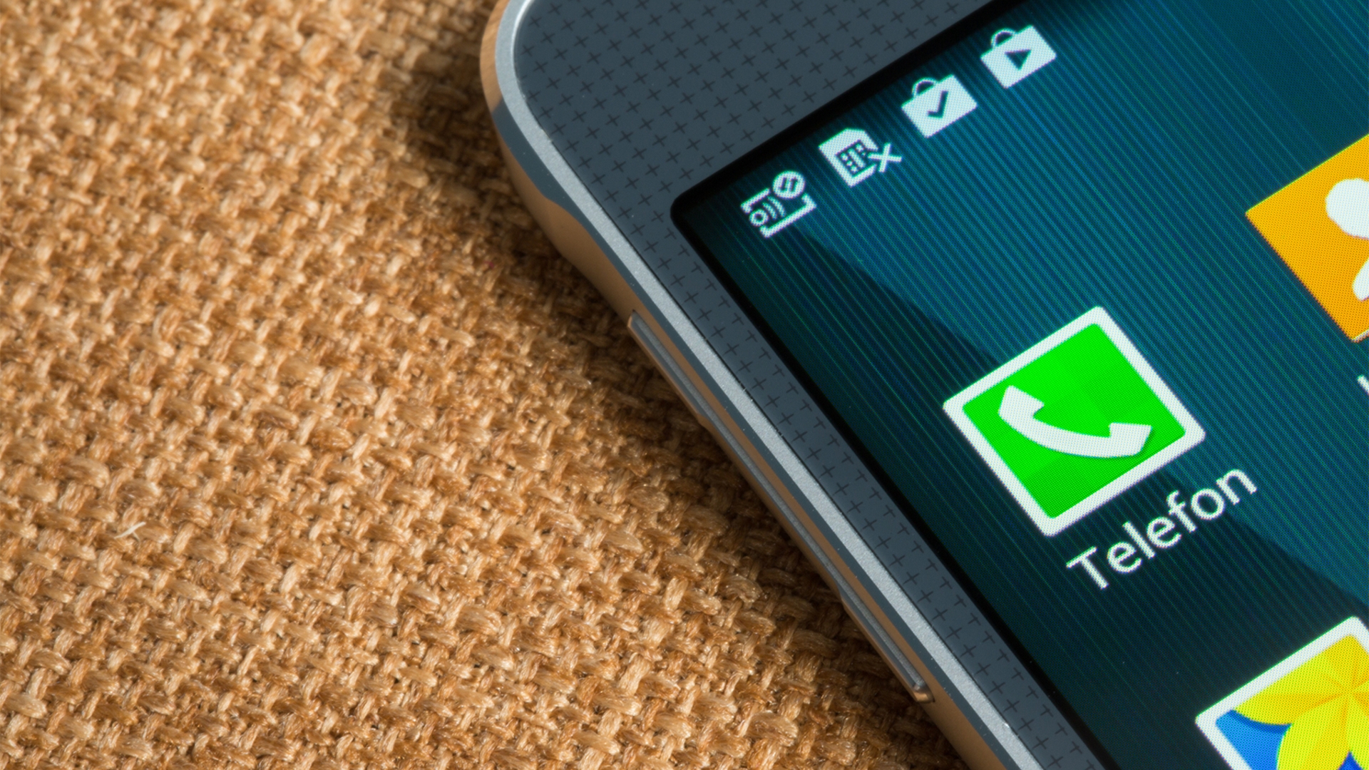 Samsung Galaxy Alpha Samsung Galaxy Alpha