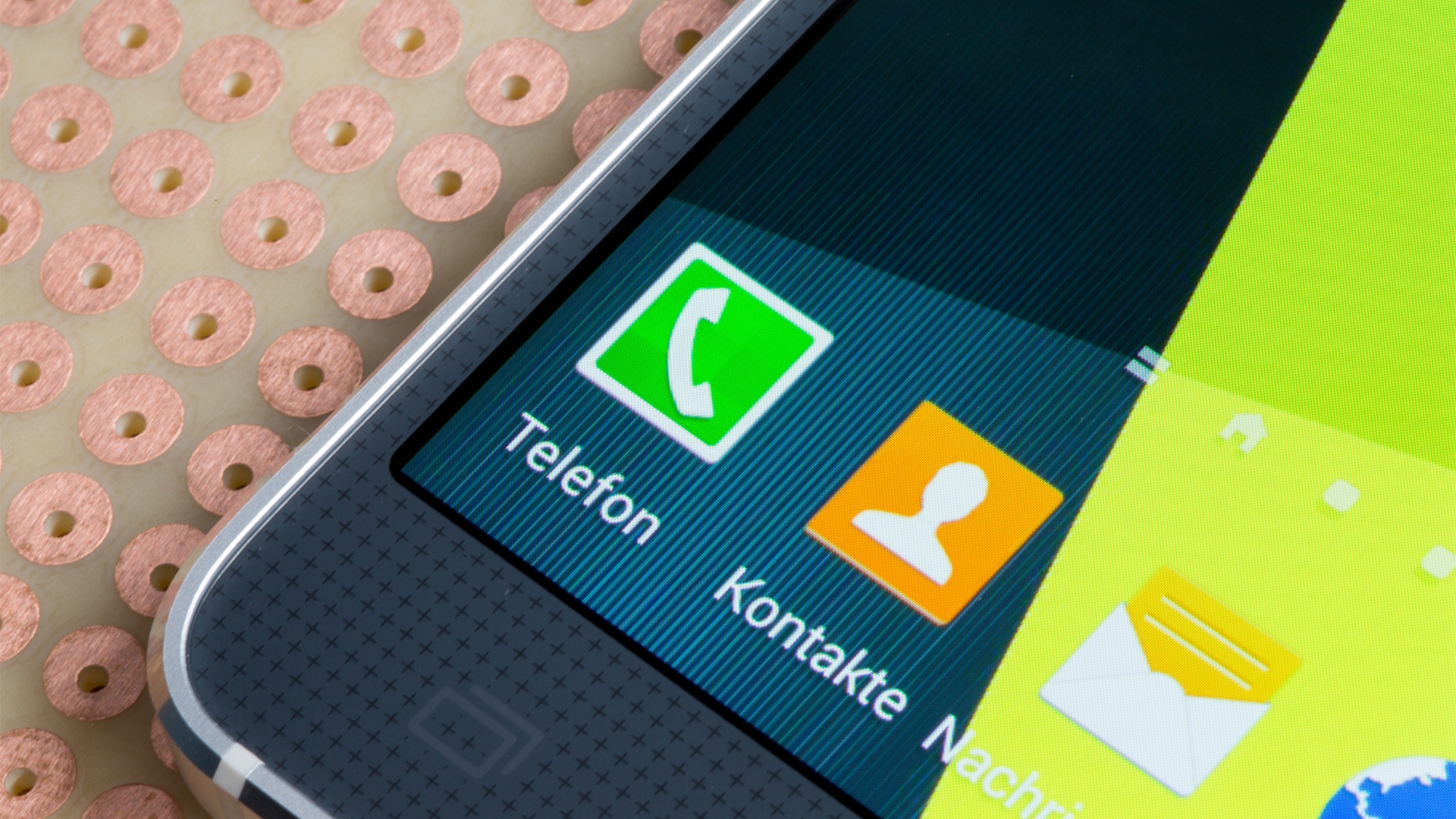 Samsung Galaxy Alpha Samsung Galaxy Alpha