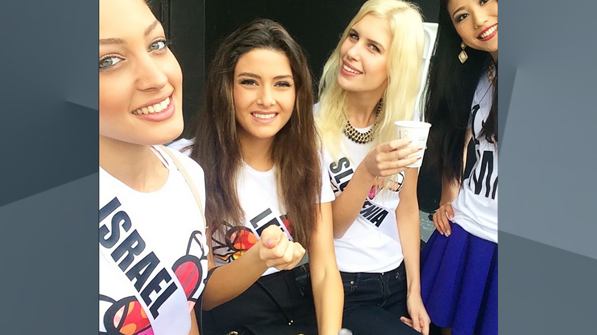 Miss Libanon, Miss Israel, Miss Slowenien und Miss Japan (v. li.) Miss Libanon, Miss Israel, Miss Slowenien und Miss Japan (v. li.)