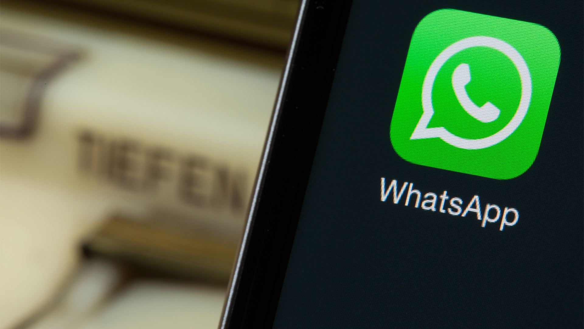 WhatsApp WhatsApp