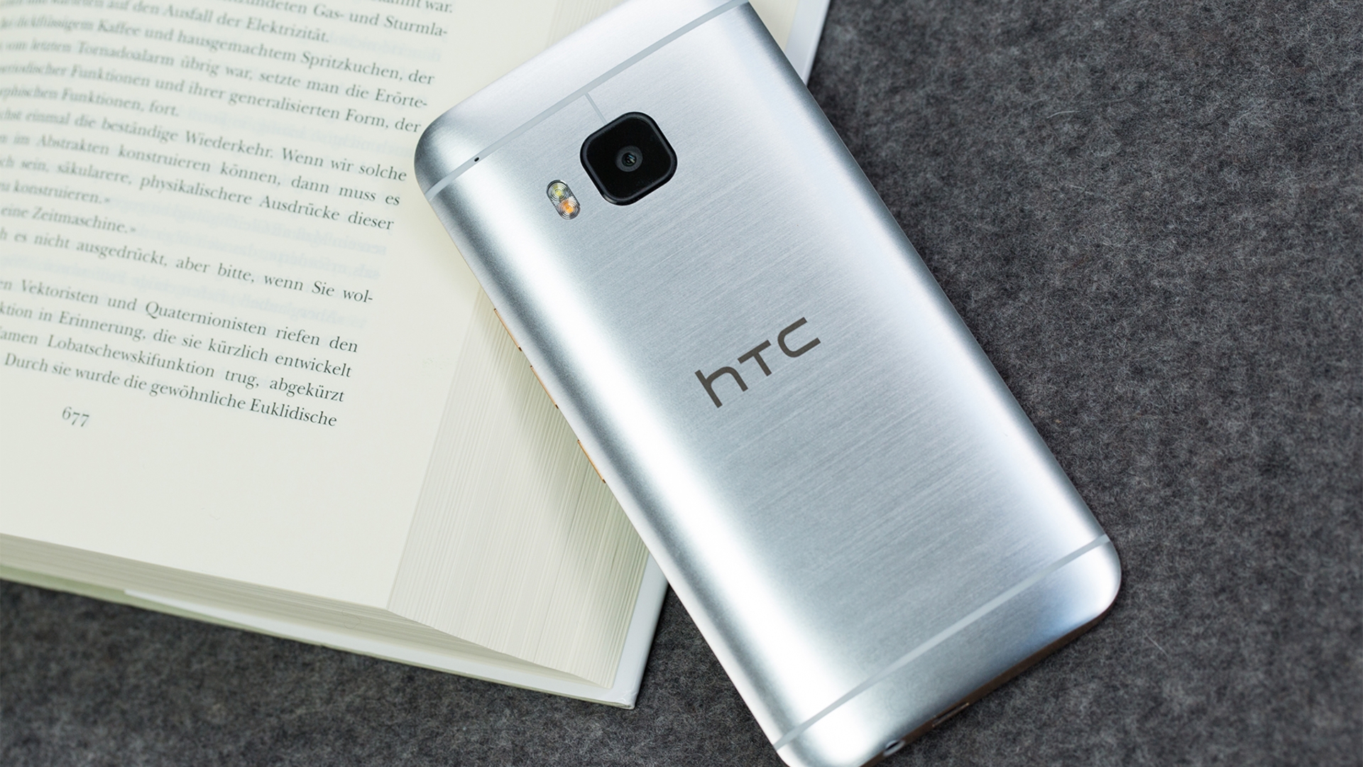 HTC One M9