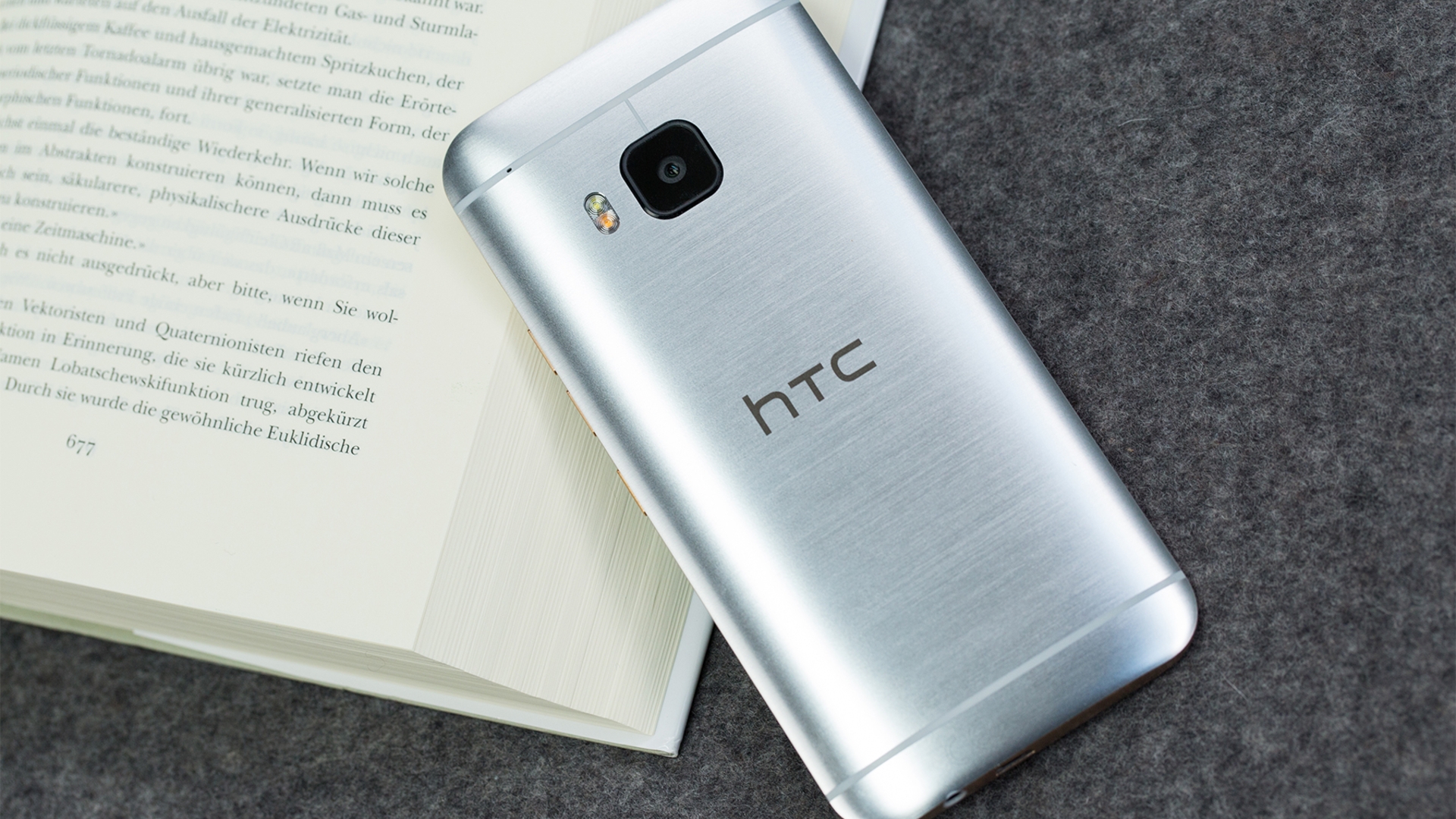 HTC One M9 HTC One M9
