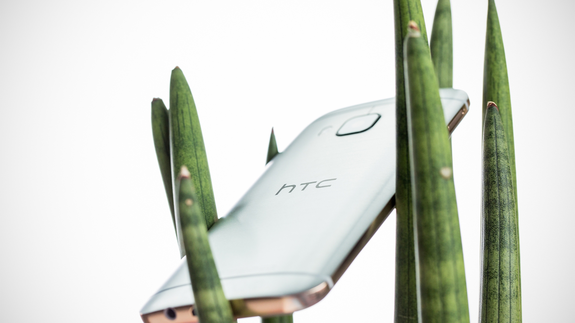 HTC One M9 - One M10 HTC One M9 - One M10
