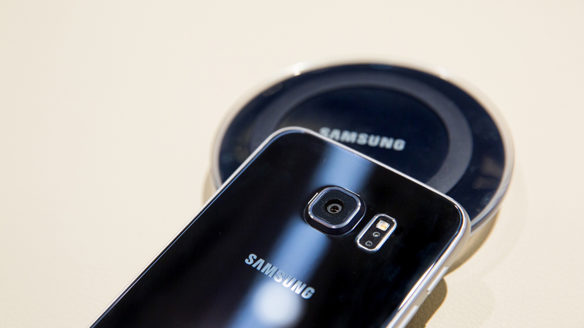 Samsung Galaxy S6 Samsung Galaxy S6