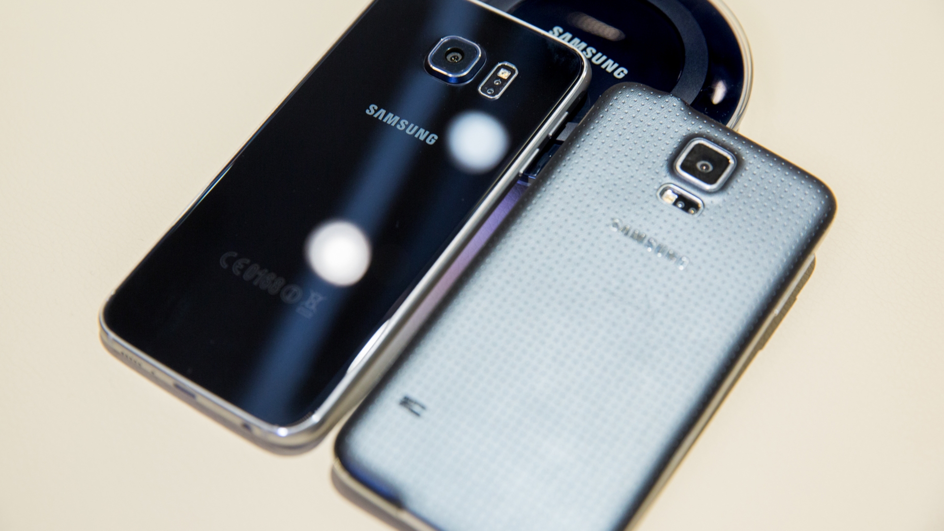 Samsung Galaxy S6, Samsung Galaxy S5 Samsung Galaxy S6, Samsung Galaxy S5