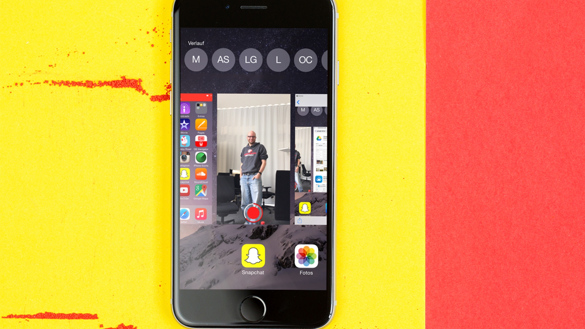 Snapchat: Solange die Multitasking-Übersicht von iOS aktiv ist läuft die Videoaufnahme. Snapchat: Solange die Multitasking-Übersicht von iOS aktiv ist läuft die Videoaufnahme.