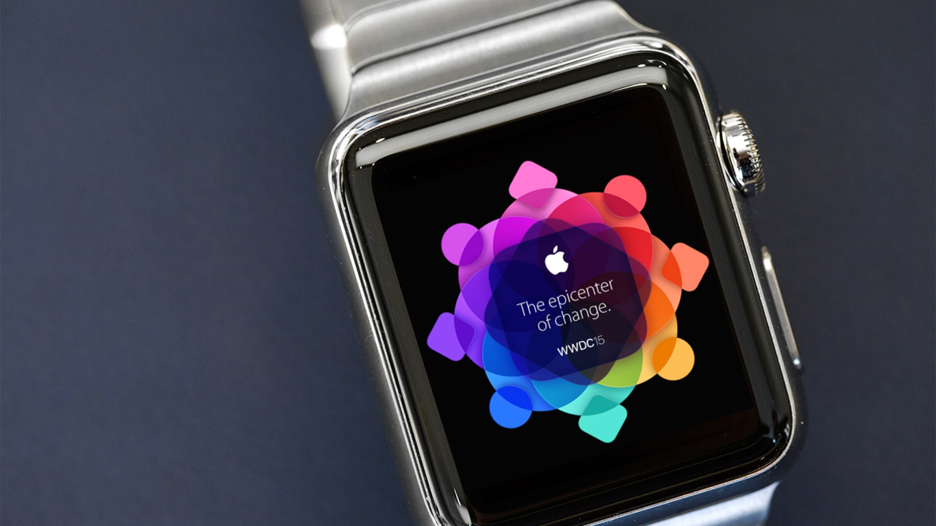 WWDC 2015: Die Apple Watch erhält mit watchOS ein eigenes Betriebssystem. WWDC 2015: Die Apple Watch erhält mit watchOS ein eigenes Betriebssystem.