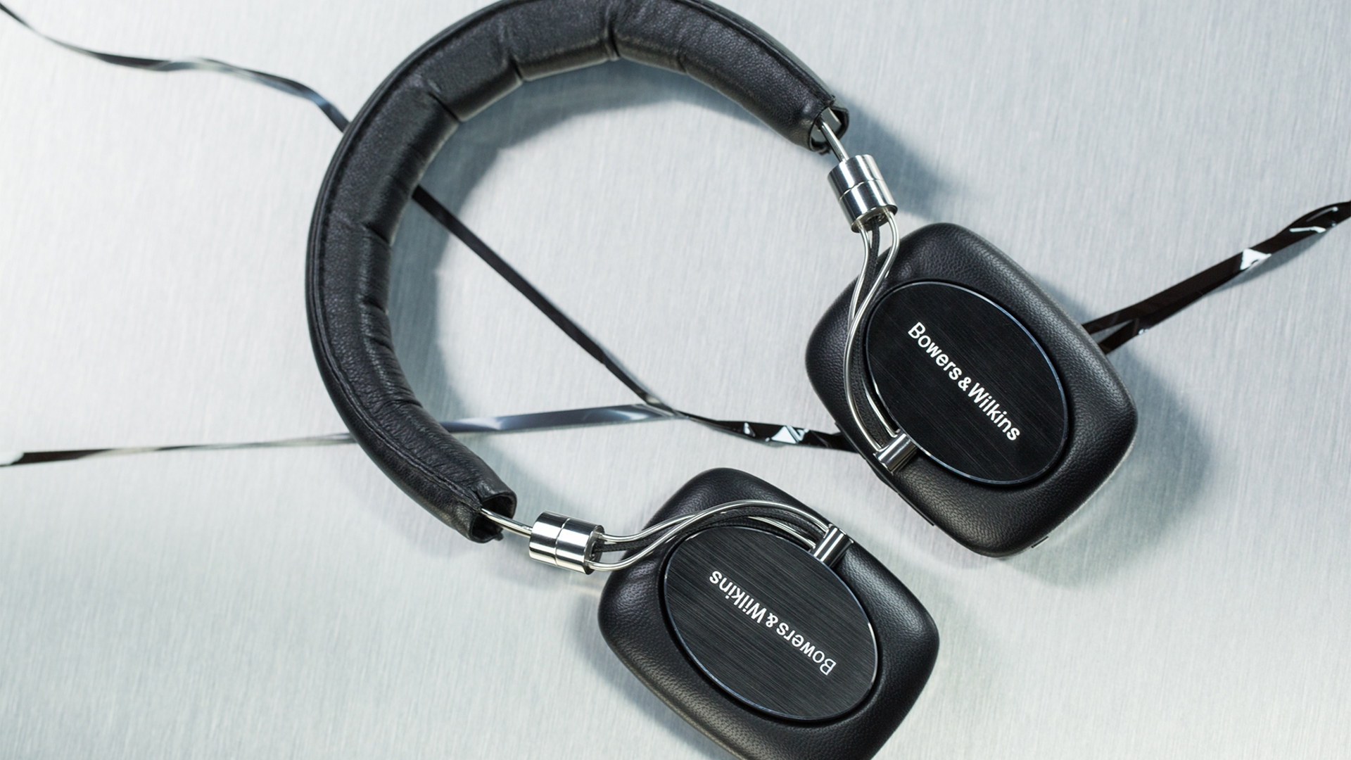 Bowers& Wilkins P5 Wireless Bowers& Wilkins P5 Wireless