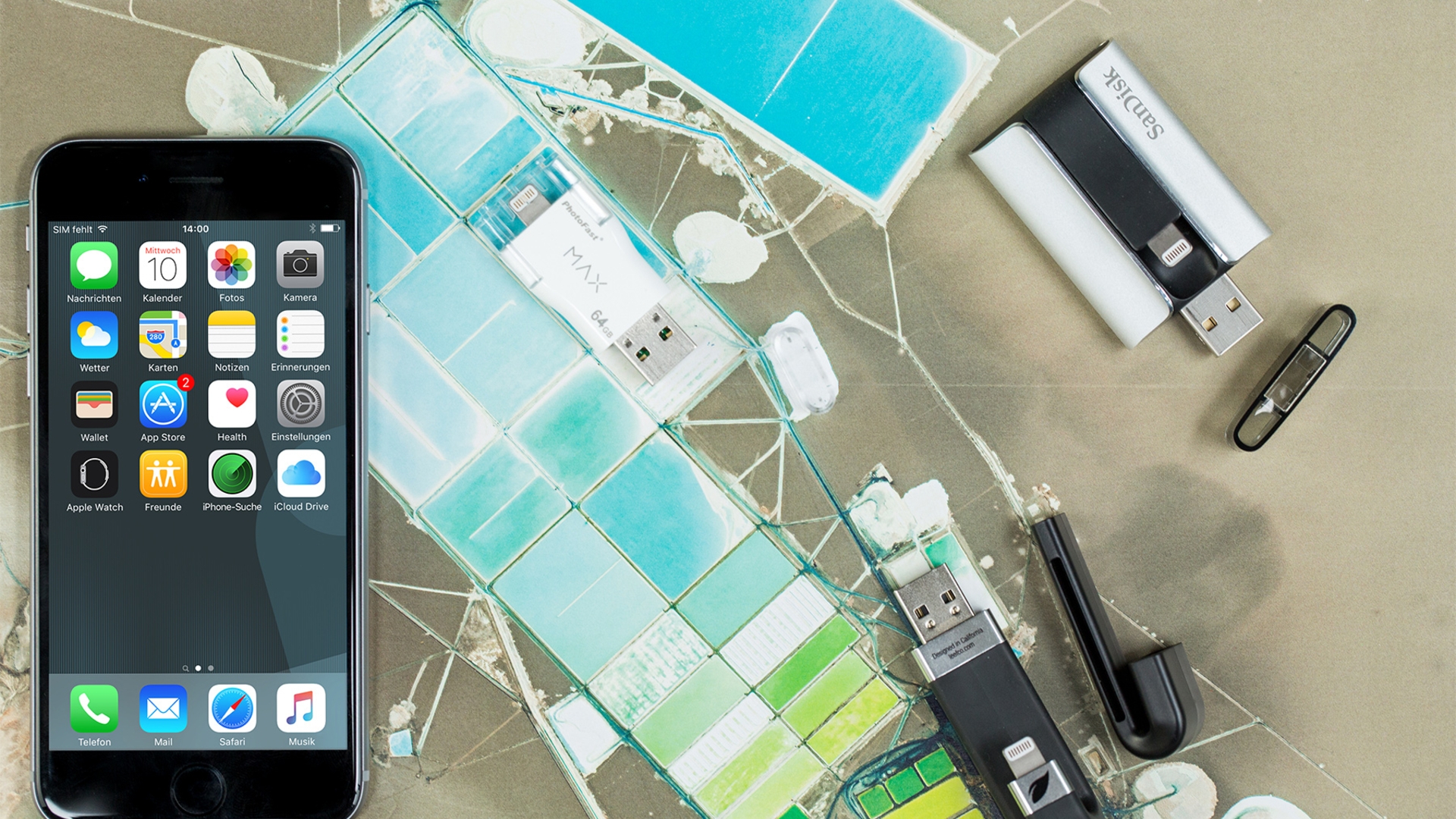 Mehr Speicher für das iPhone bieten diese drei USB-Sticks. Mehr Speicher für das iPhone bieten diese drei USB-Sticks.