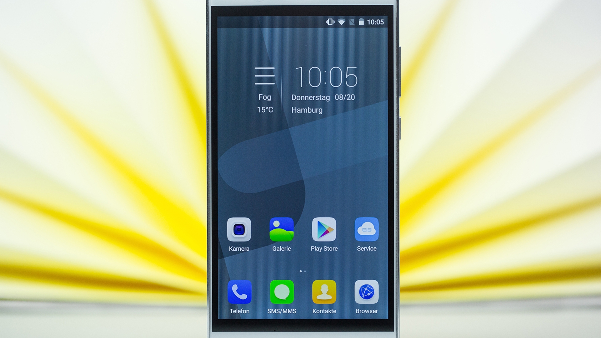 Das Elephone P8000 kostet weniger als 200 Euro und hat ein 5,5 Zoll großes Display. Das Elephone P8000 kostet weniger als 200 Euro und hat ein 5,5 Zoll großes Display.