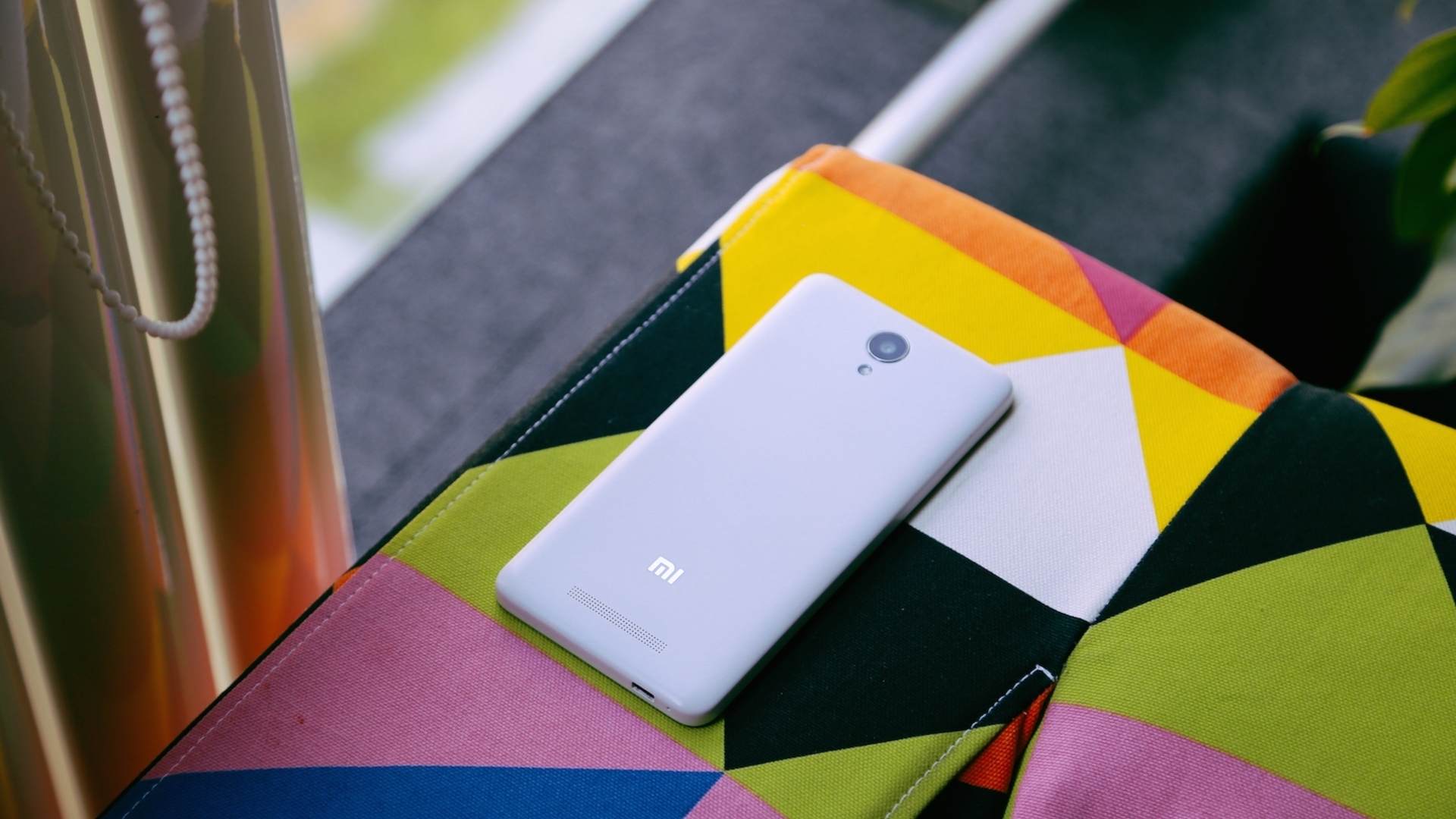 Die Kamera auf der Rückseite des Xiaomi Redmi Note 2 stammt von Samsung Die Kamera auf der Rückseite des Xiaomi Redmi Note 2 stammt von Samsung