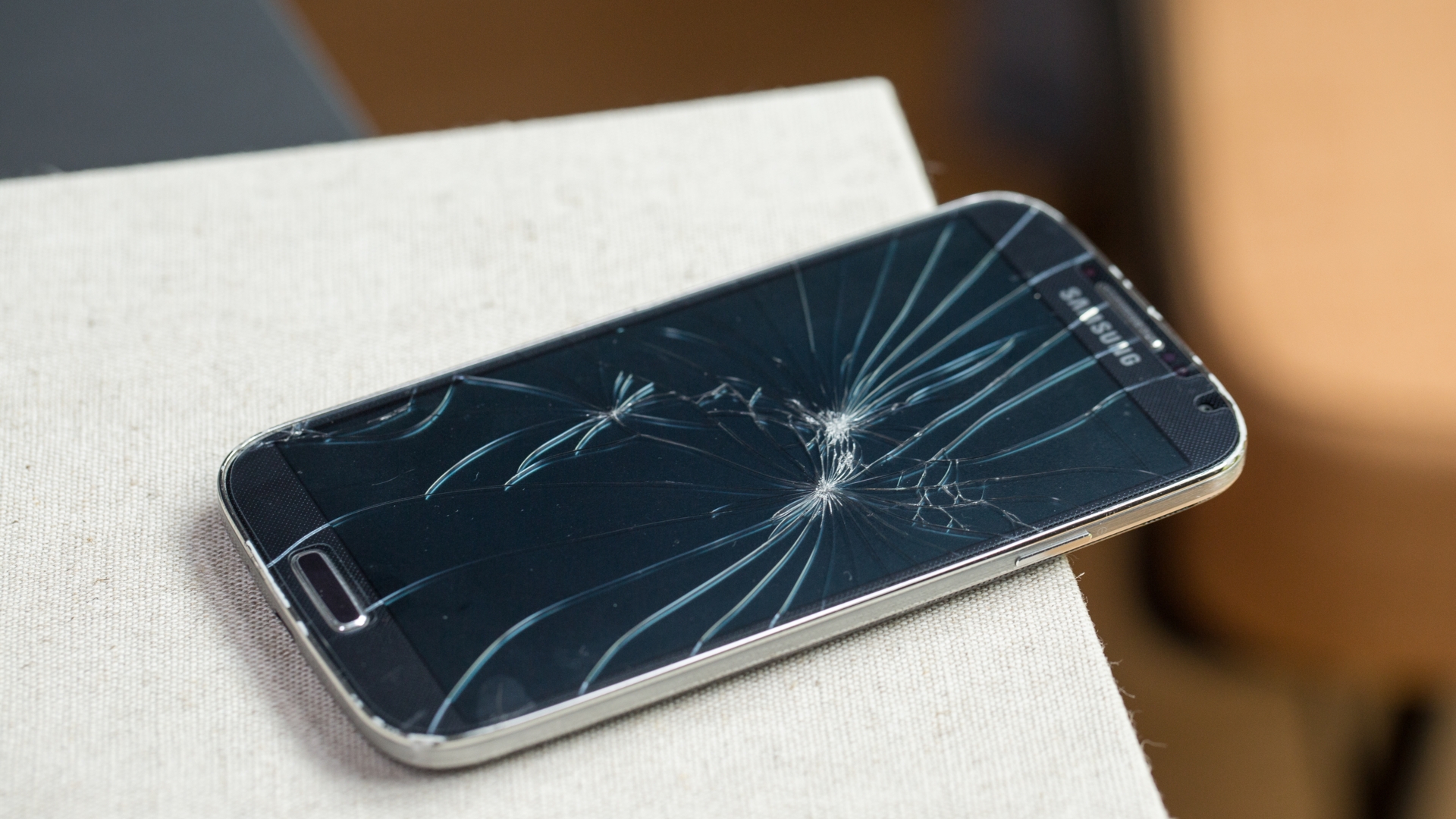 Samsung Galaxy S4 kaputt Samsung Galaxy S4 kaputt