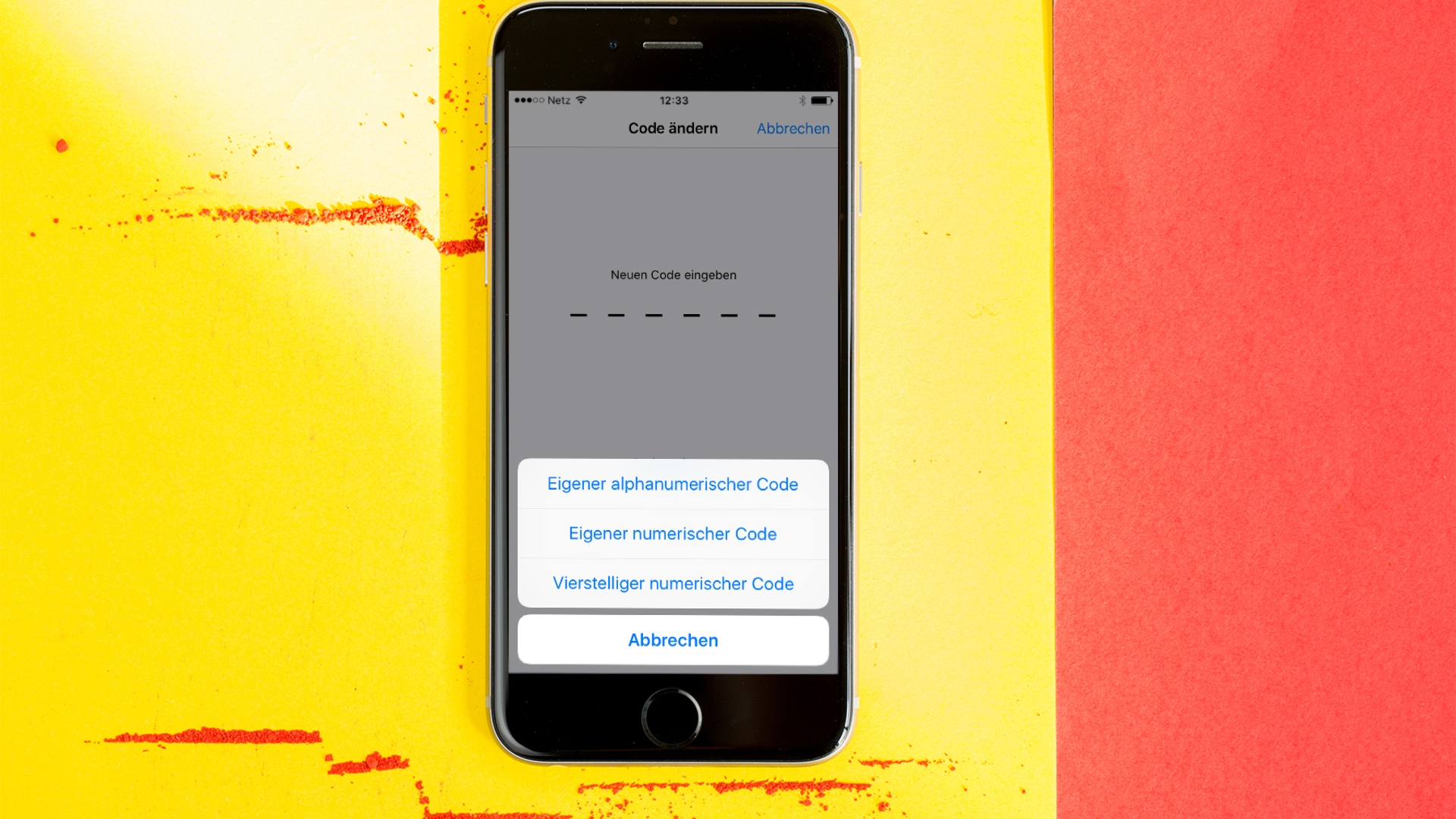 Sechsstellige PIN-Codes sollen Unbefugten den Zugriff auf Geräte mit iOS 9 erschweren. Sechsstellige PIN-Codes sollen Unbefugten den Zugriff auf Geräte mit iOS 9 erschweren.