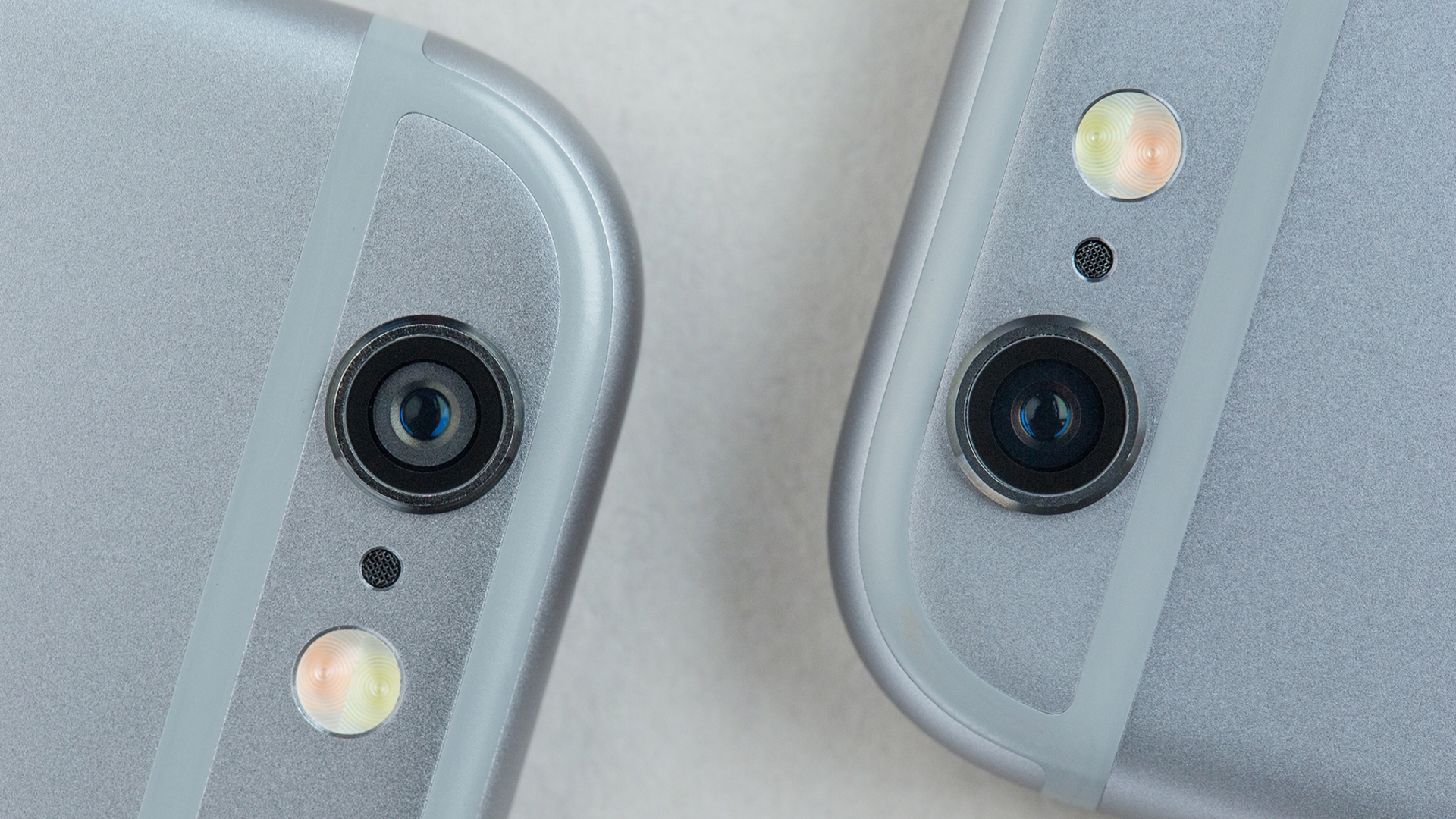 Acht gegen zwölf Megapixel - iPhone 6 gegen iPhone 6s. Acht gegen zwölf Megapixel - iPhone 6 gegen iPhone 6s.