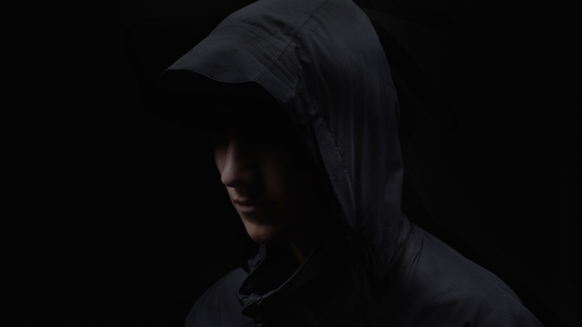 Hacker nutzen jede Schwachstelle im System, um an eure Daten heranzukommen hacker