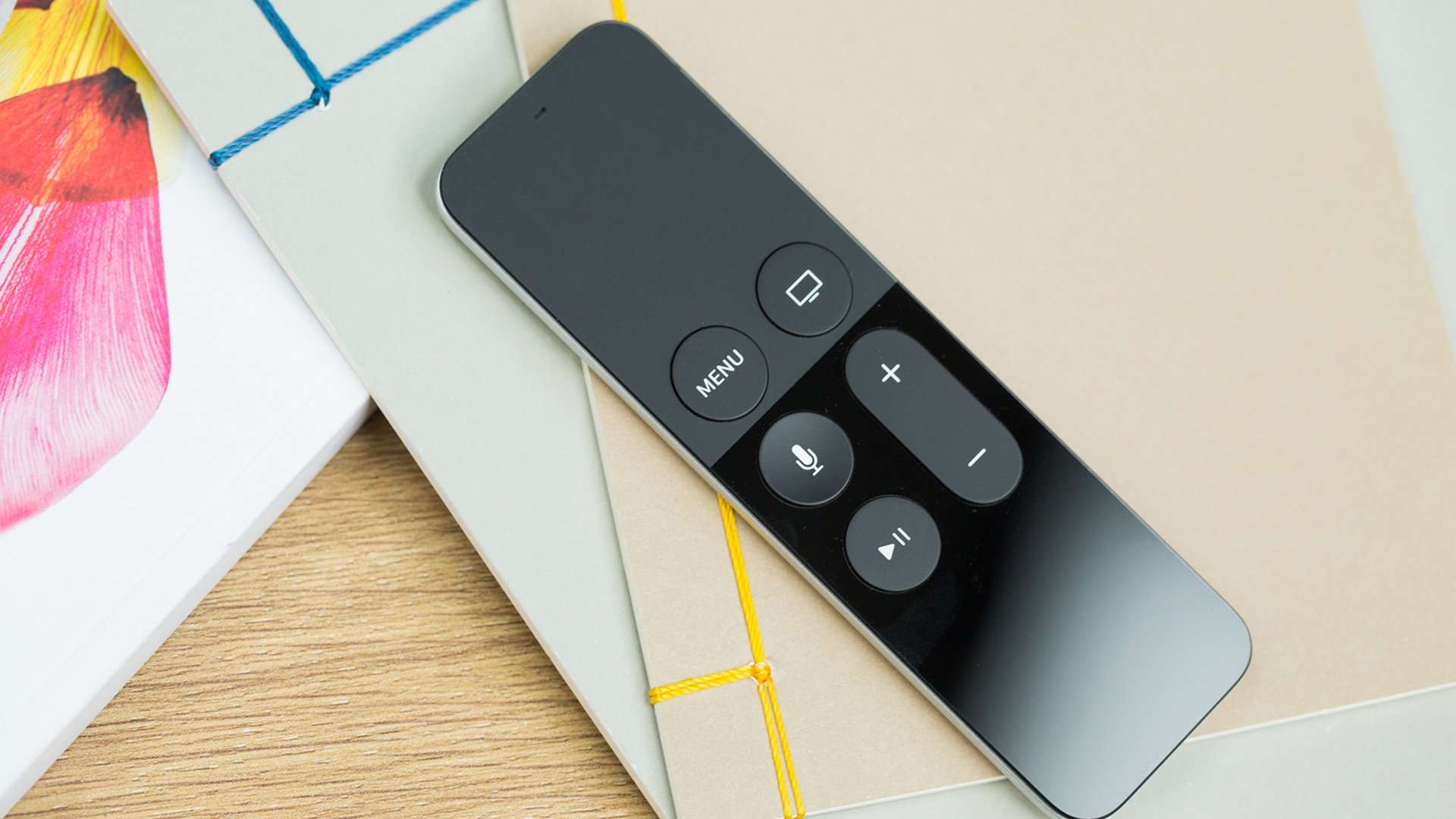 Apple TV (4. Generation) Apple TV (4. Generation)