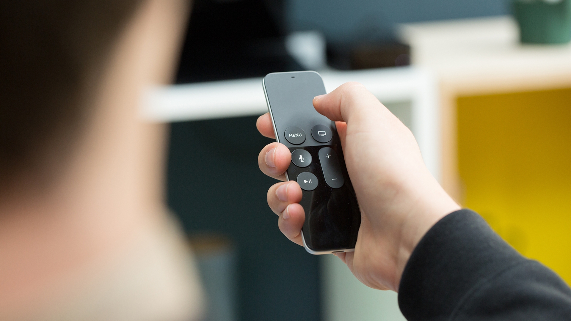 Apple TV (4. Generation) Apple TV (4. Generation)