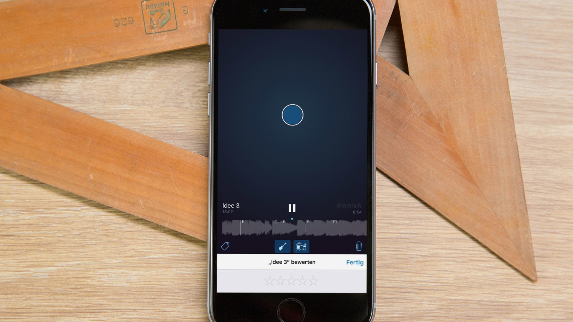 Bassdrums kommen auf Knopfdruck hinzu. Bassdrums kommen auf Knopfdruck hinzu.