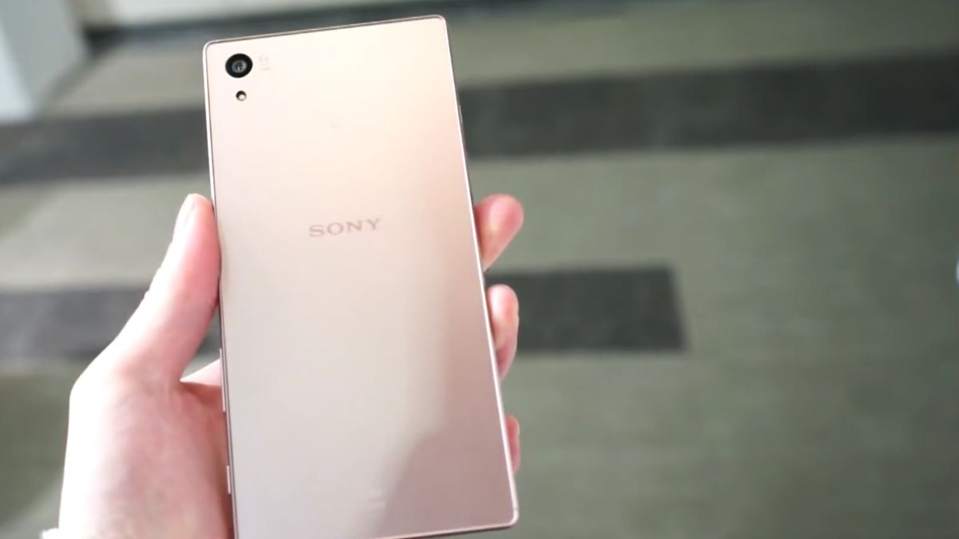 Sony Xperia Z5 Pink