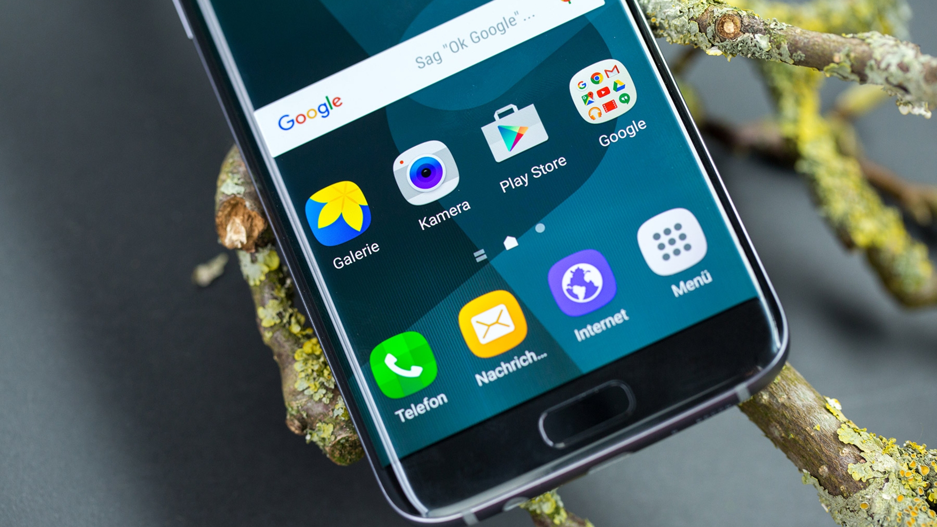 Samsung Galaxy S7 edge Samsung Galaxy S7 edge