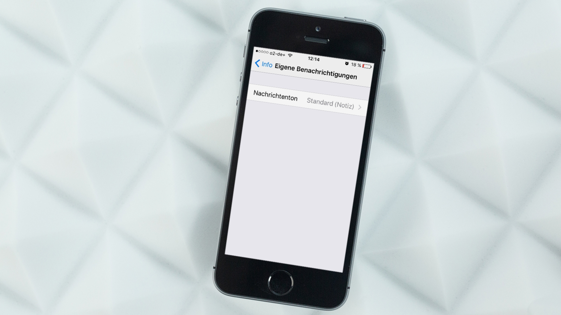 WhatsApp iPhone SE WhatsApp iPhone SE