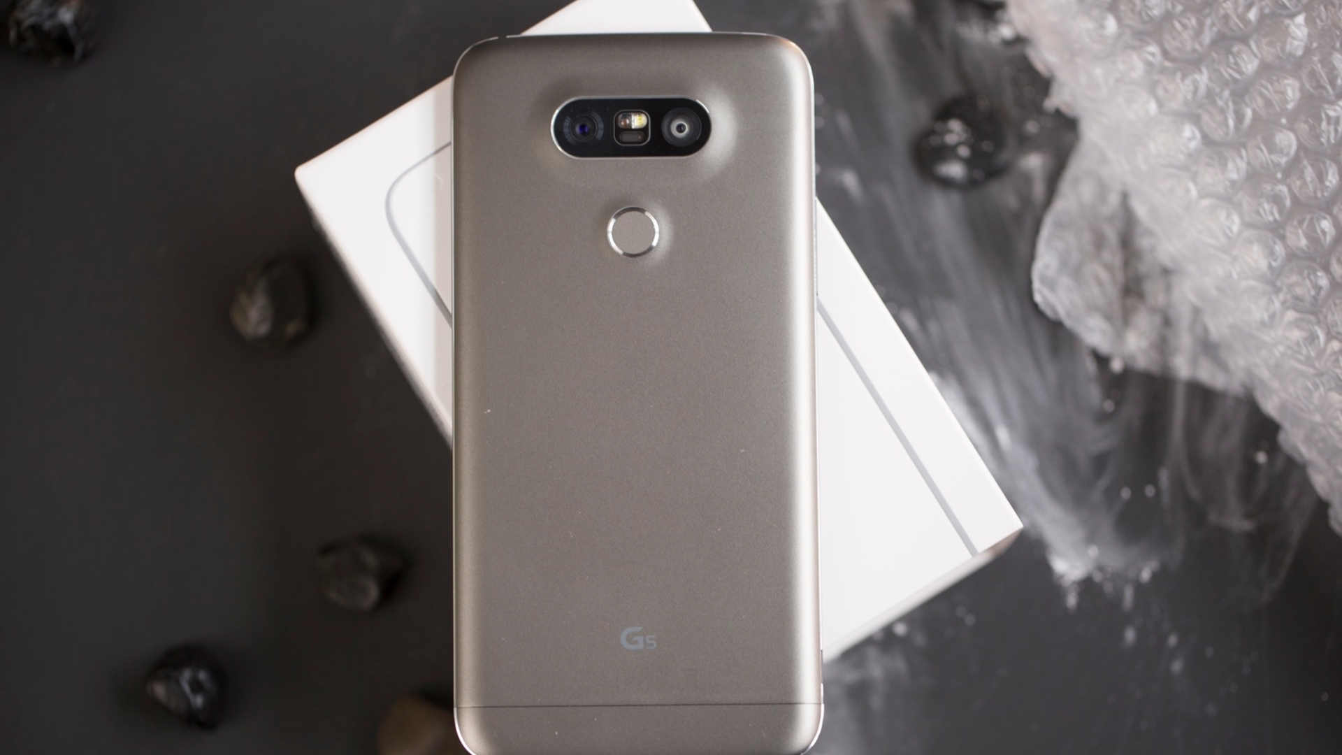 LG G5: Zwei Kameras mit unterschiedlichen Blickwinkeln. LG G5 unboxing
