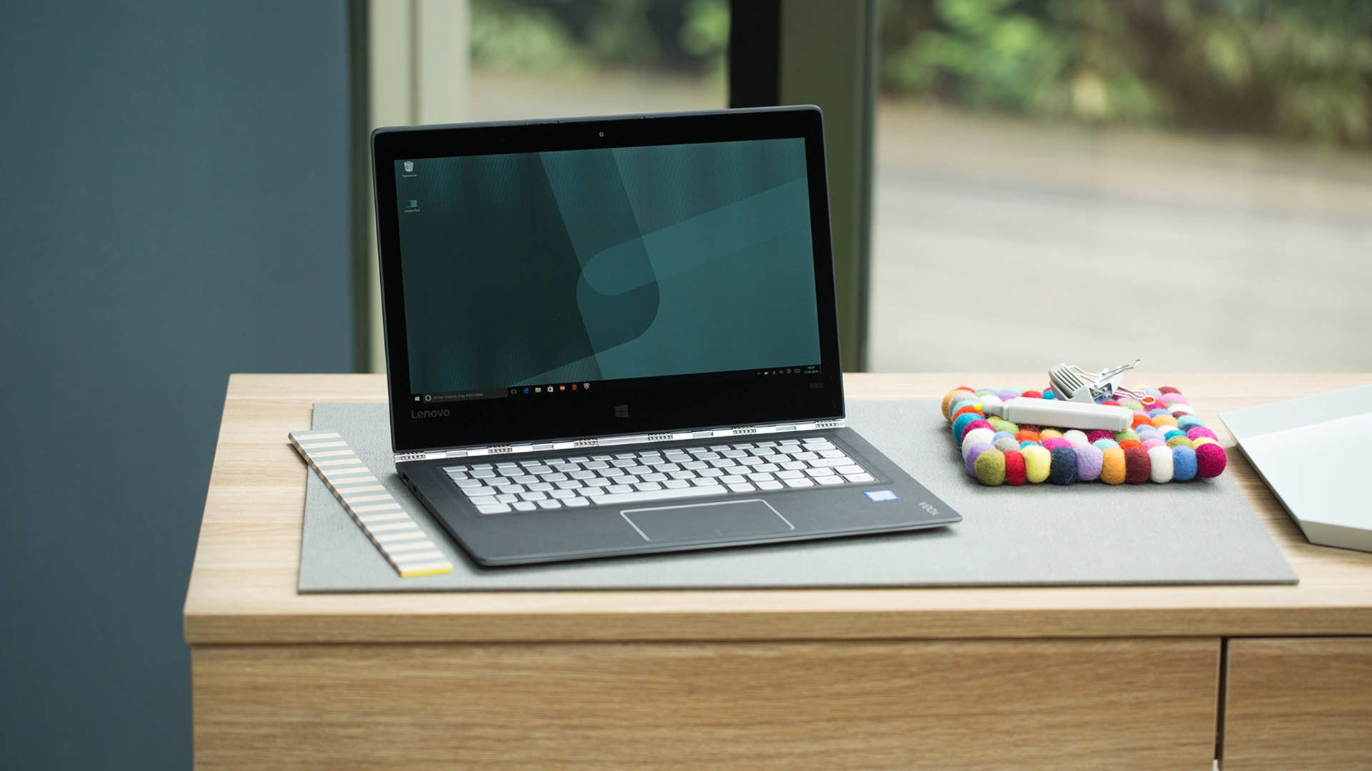 Lenovo Yoga 900S Lenovo Yoga 900S