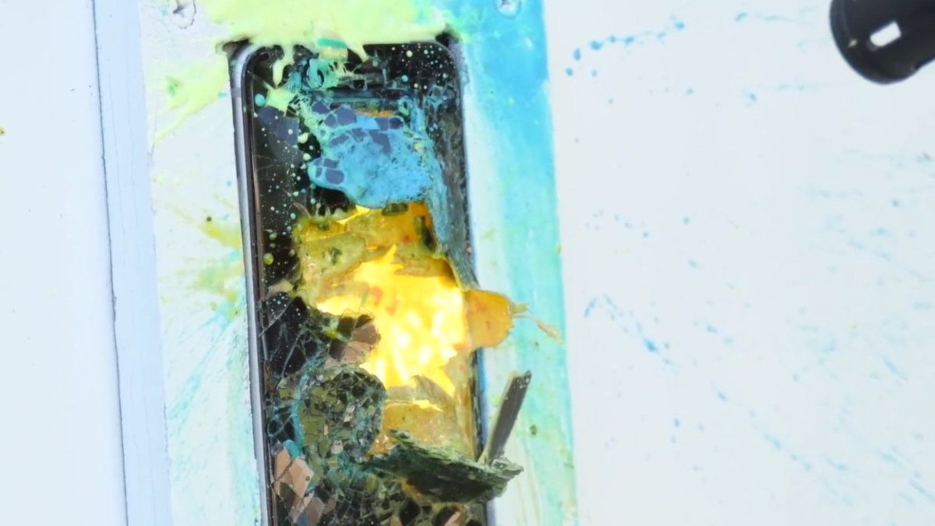 iPhone 6s Paintball iPhone 6s Paintball