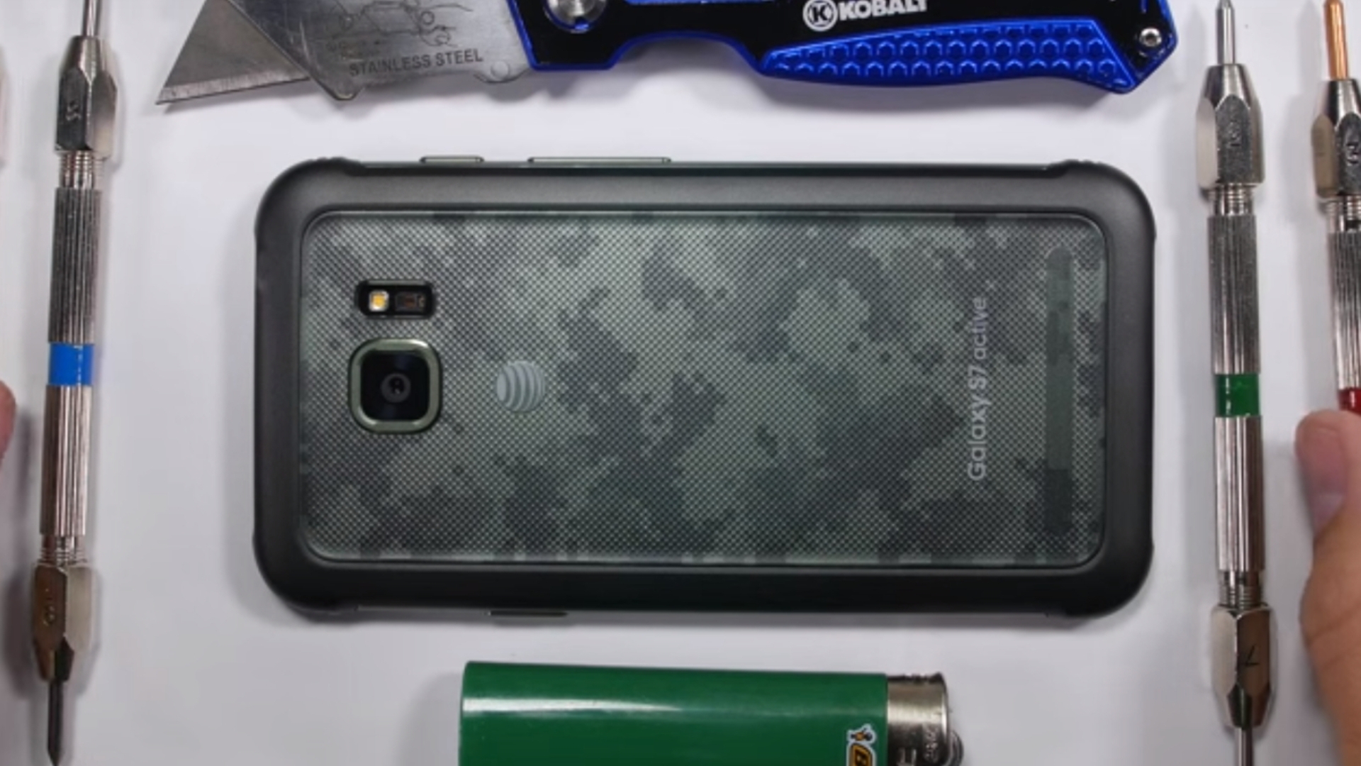 Galaxy S7 Active Youtube JerryRigEverything Galaxy S7 Active Youtube JerryRigEverything
