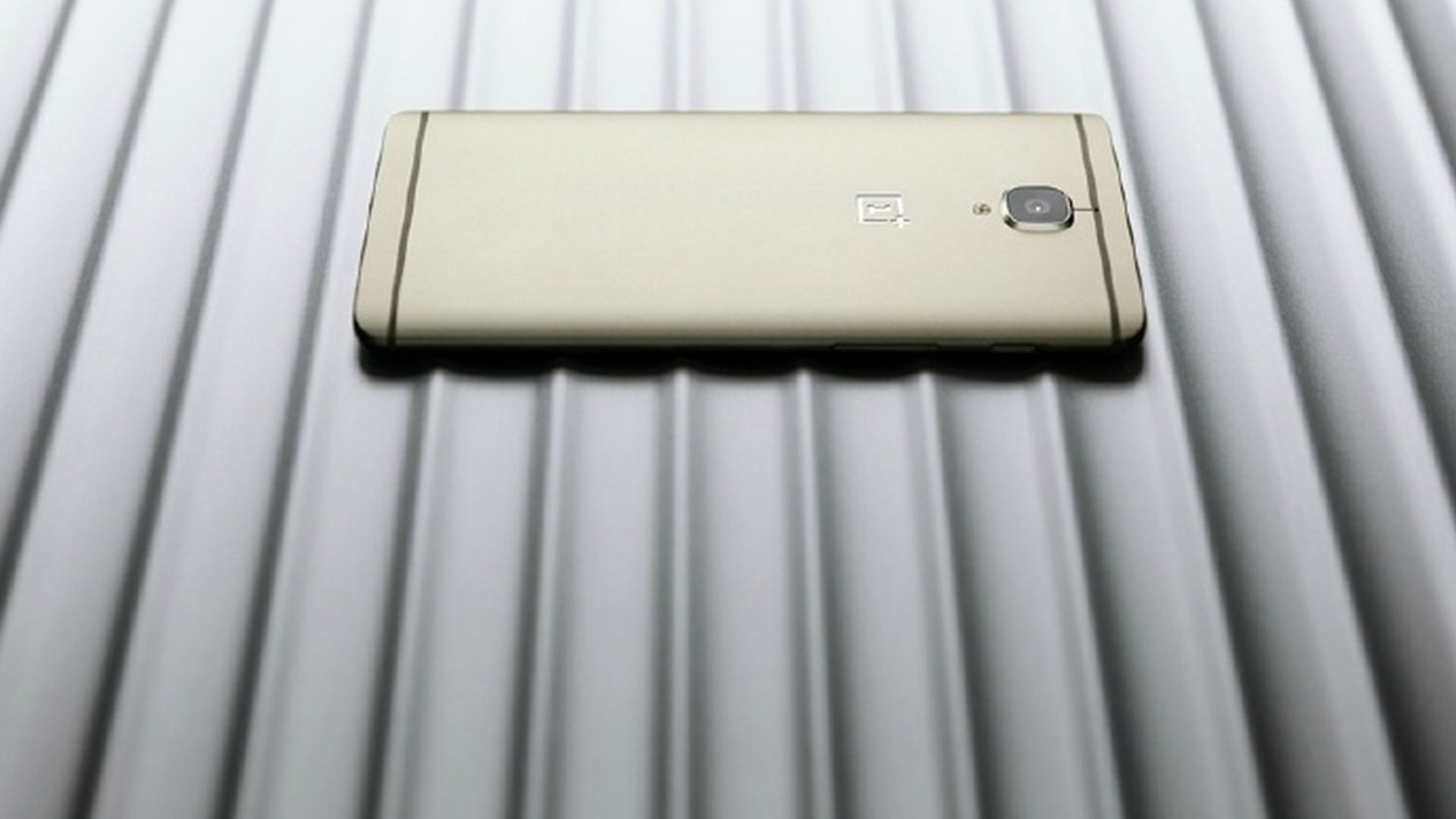 oneplus-3-soft-gold oneplus-3-soft-gold