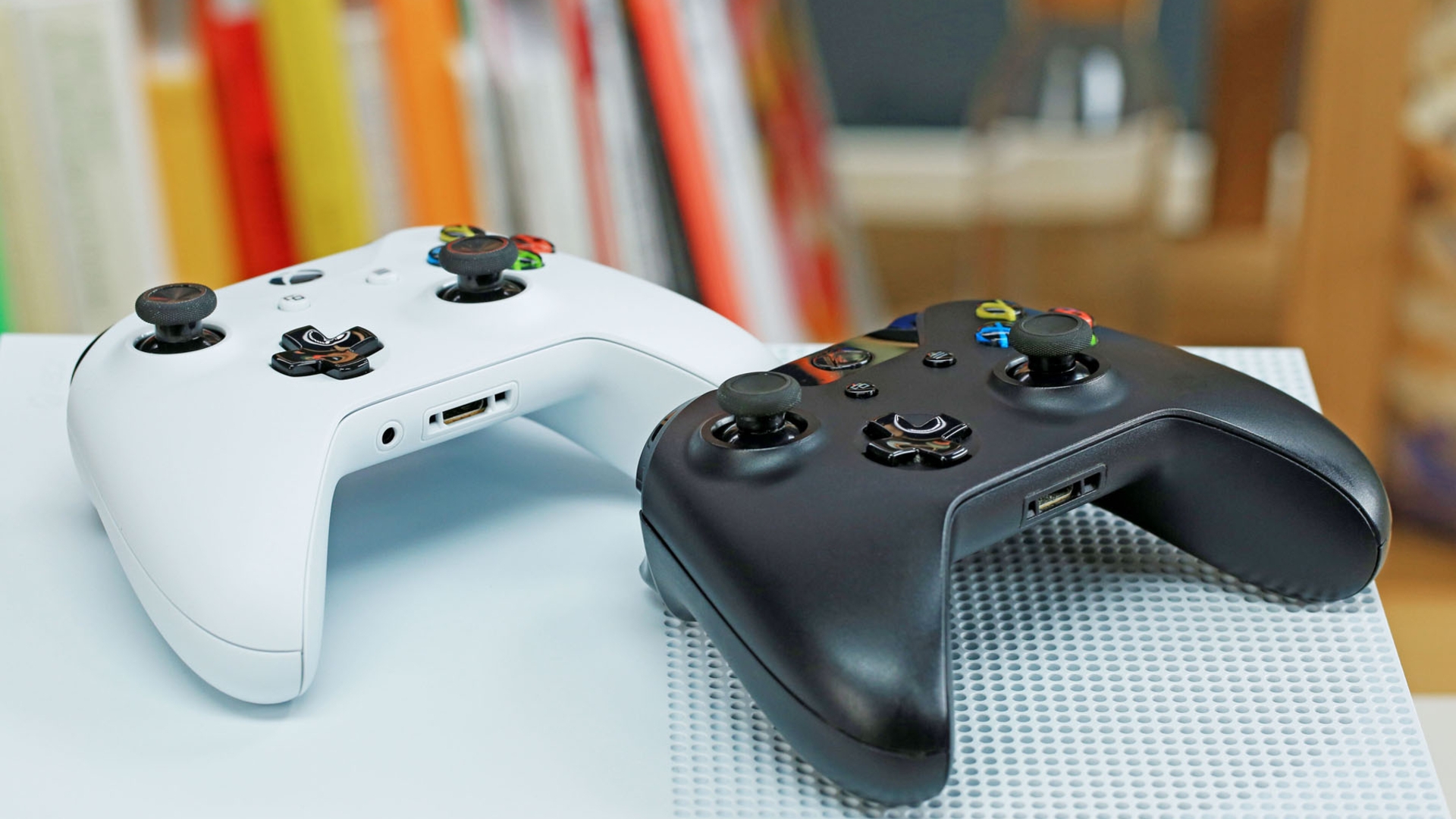 Microsoft X-Box  One S Microsoft X-Box  One S