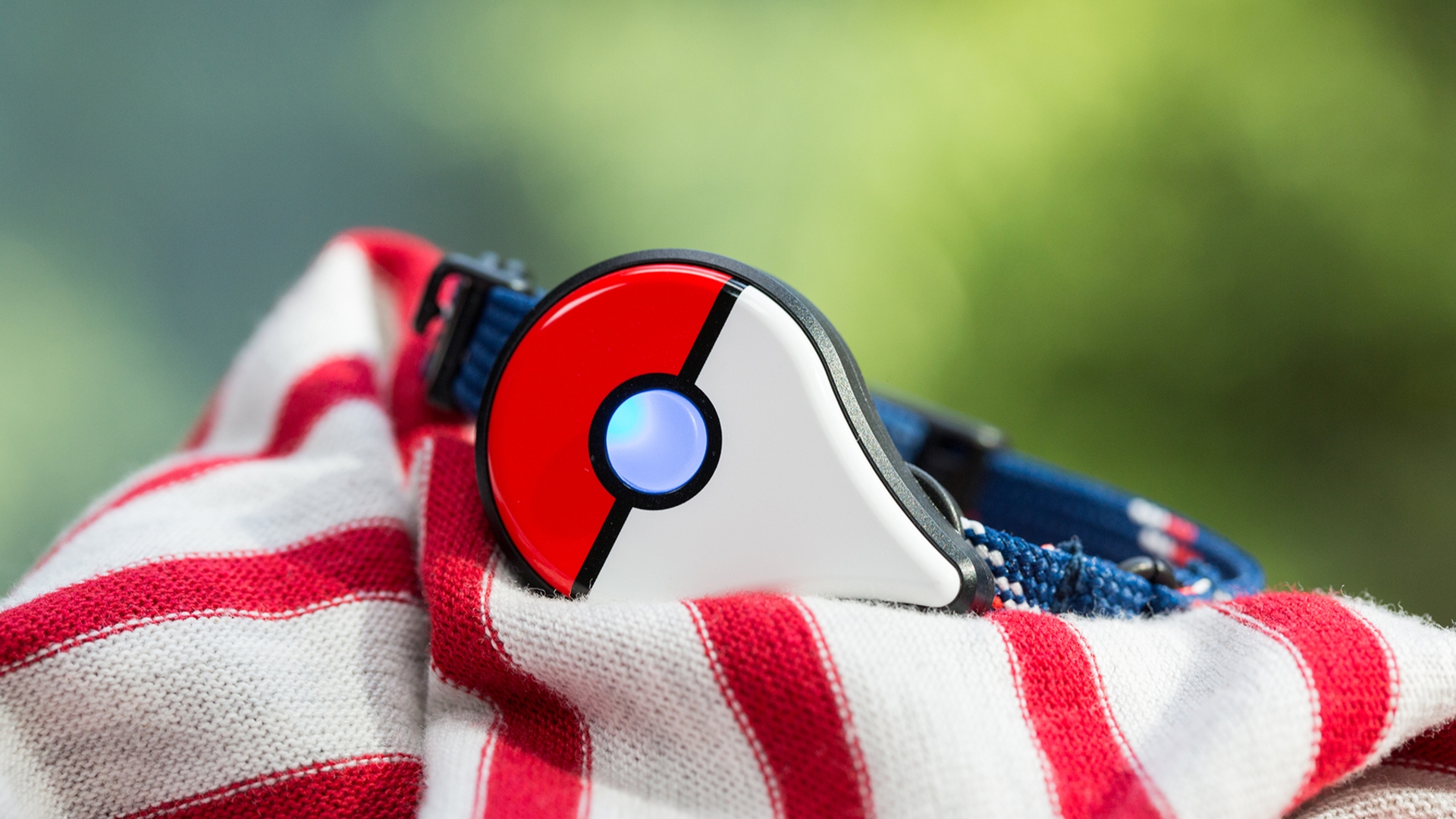 Pokemon Go Plus Pokemon Go Plus