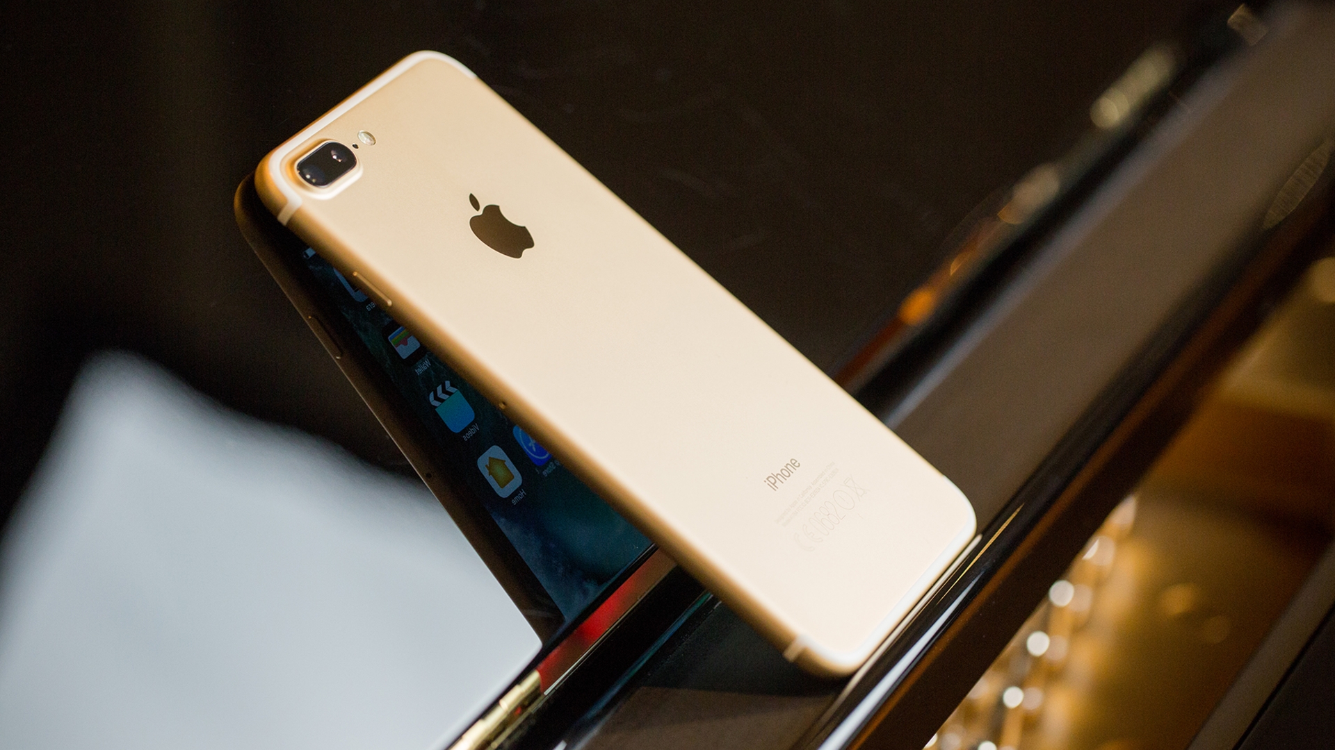 iPhone 7 Plus iPhone 7 Plus