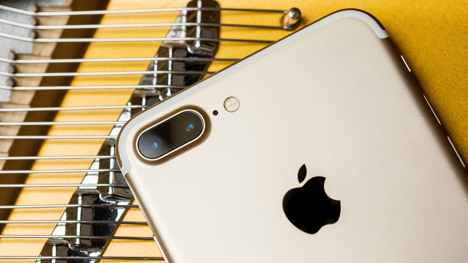 iPhone 7 Plus iPhone 7 Plus