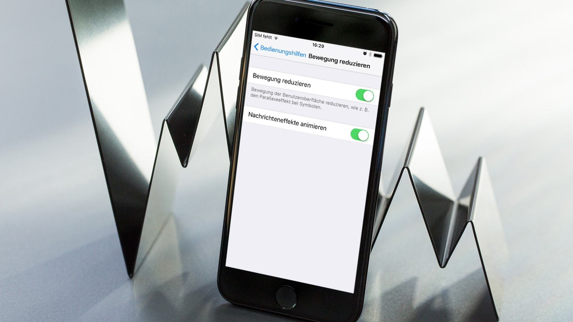 In der Beta 2 von iOS 10.1 könnt ihr Bewegungen reduzieren und trotzdem Effekte in iMessage nutzen. In der Beta 2 von iOS 10.1 könnt ihr Bewegungen reduzieren und trotzdem Effekte in iMessage nutzen.