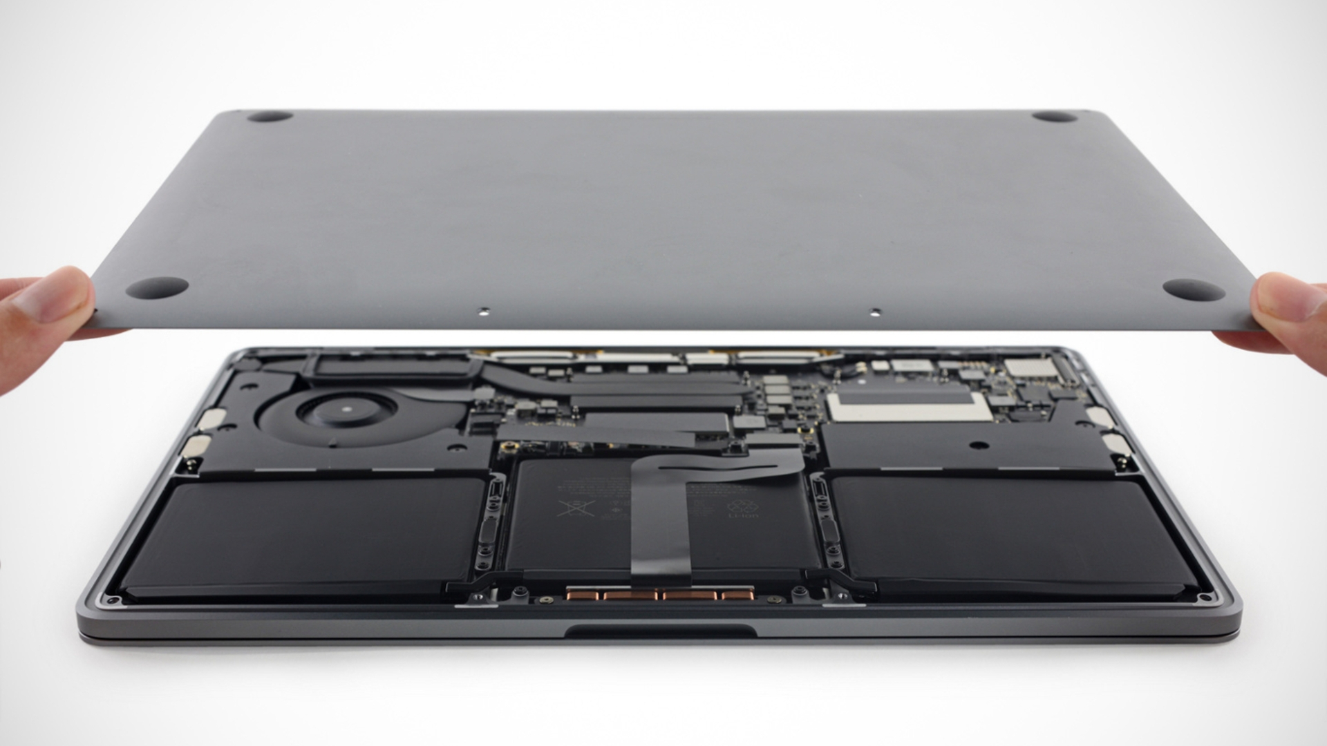 MacBookPro 13 Zoll iFixit Teardown