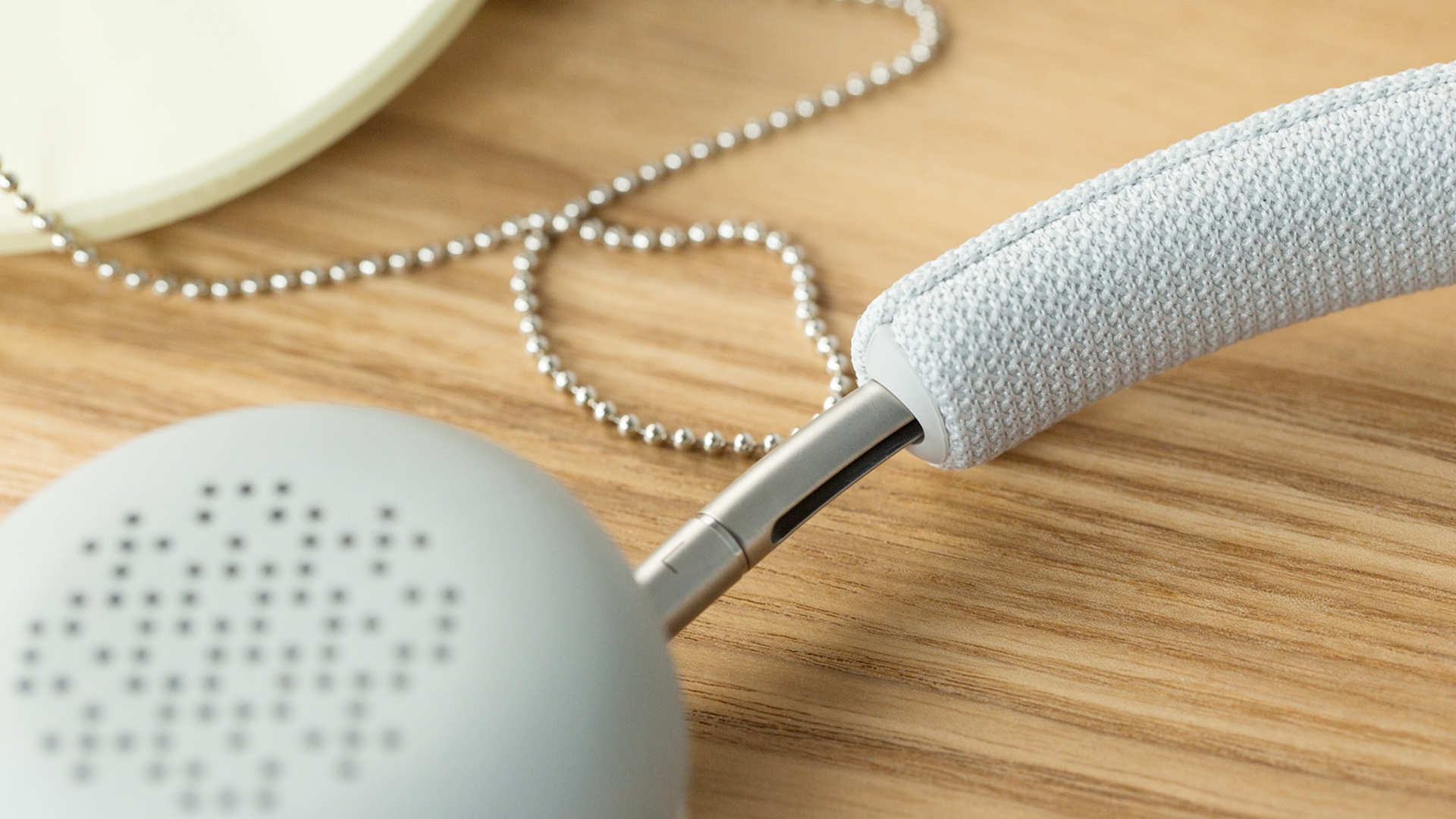 Libratone Q ADAPT WIRELESS ON-EAR STORM… Libratone Q ADAPT On-Ear Wireless Noise Cancelling Headphones