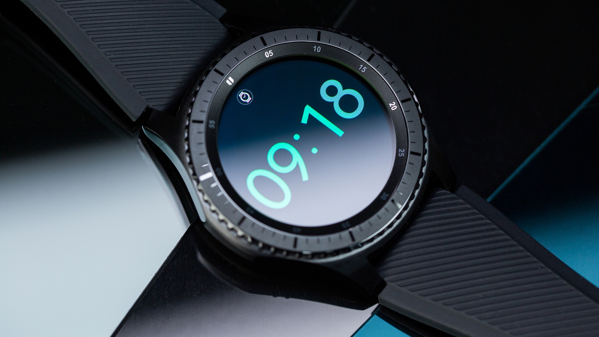 Samsung Galaxy Watch vs. Gear S3 So unterscheiden sich die beiden Uhren CURVED